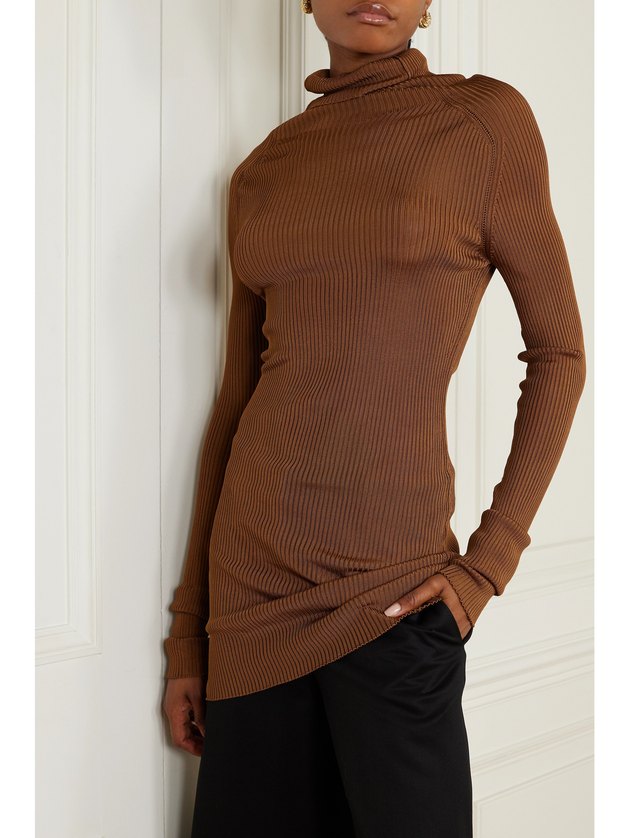 Victoria Beckham Ribbed-knit turtleneck top
