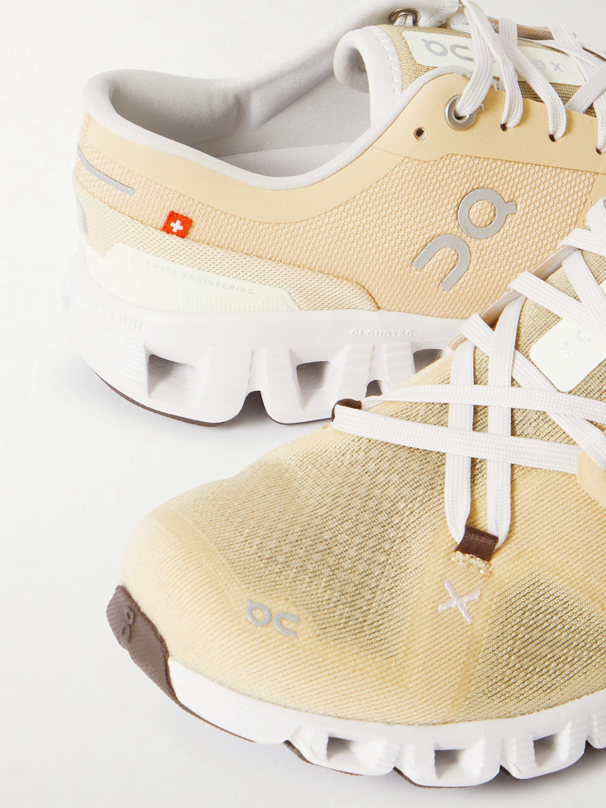 Cloud X 3 mesh and rubber sneakers Cloud X 3 mesh and rubber sneakers