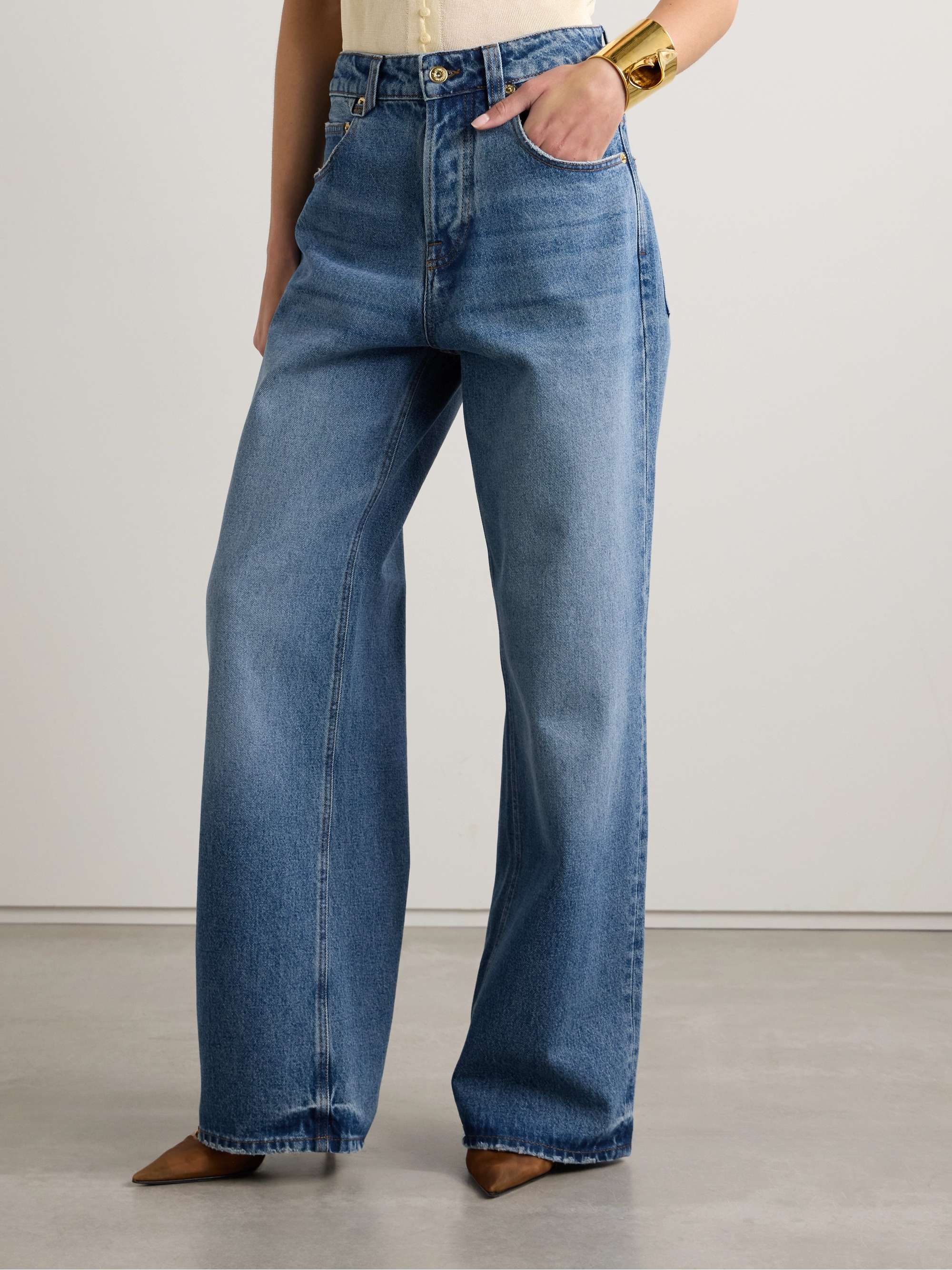 JACQUEMUS 