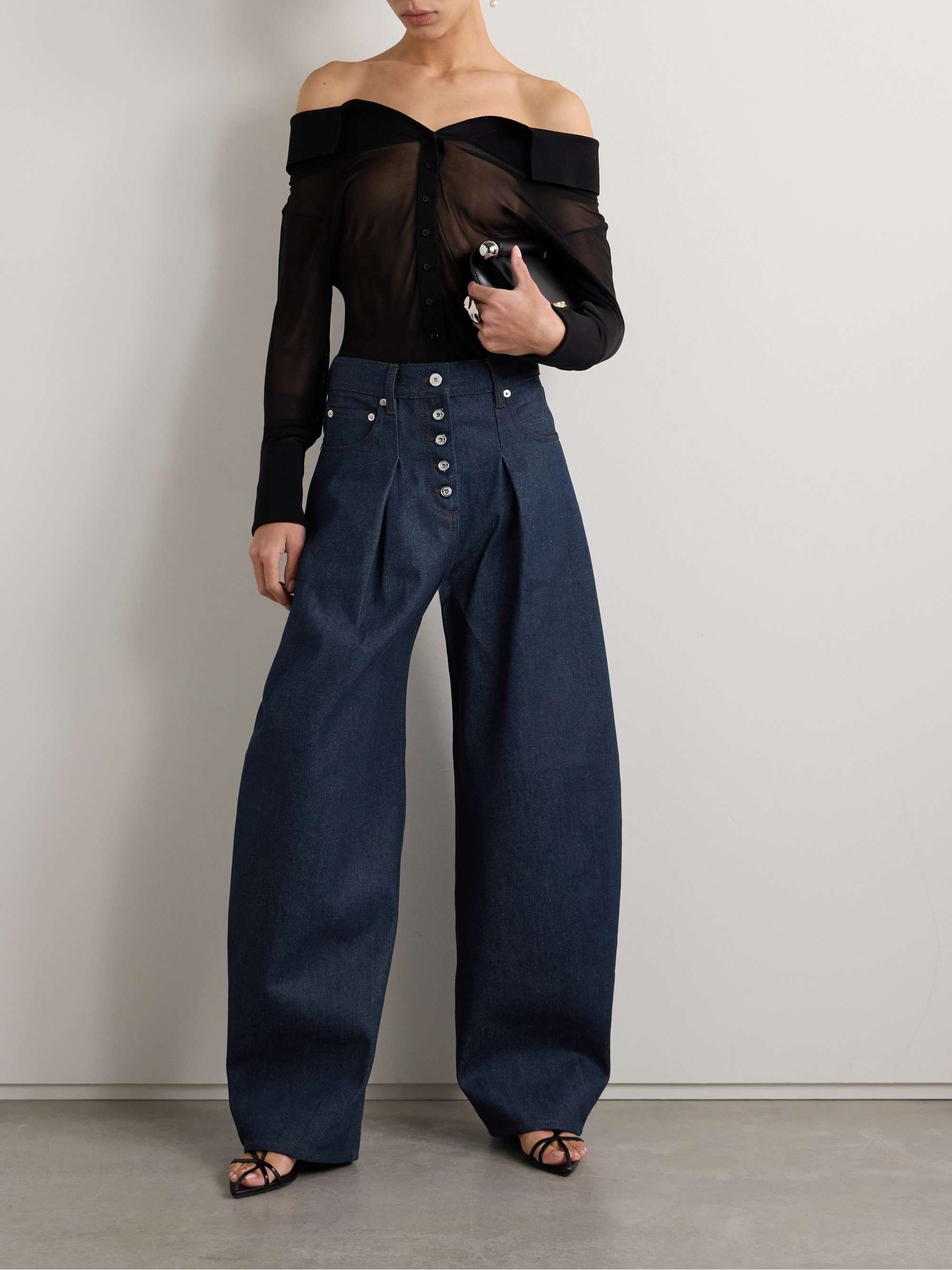 JACQUEMUS 