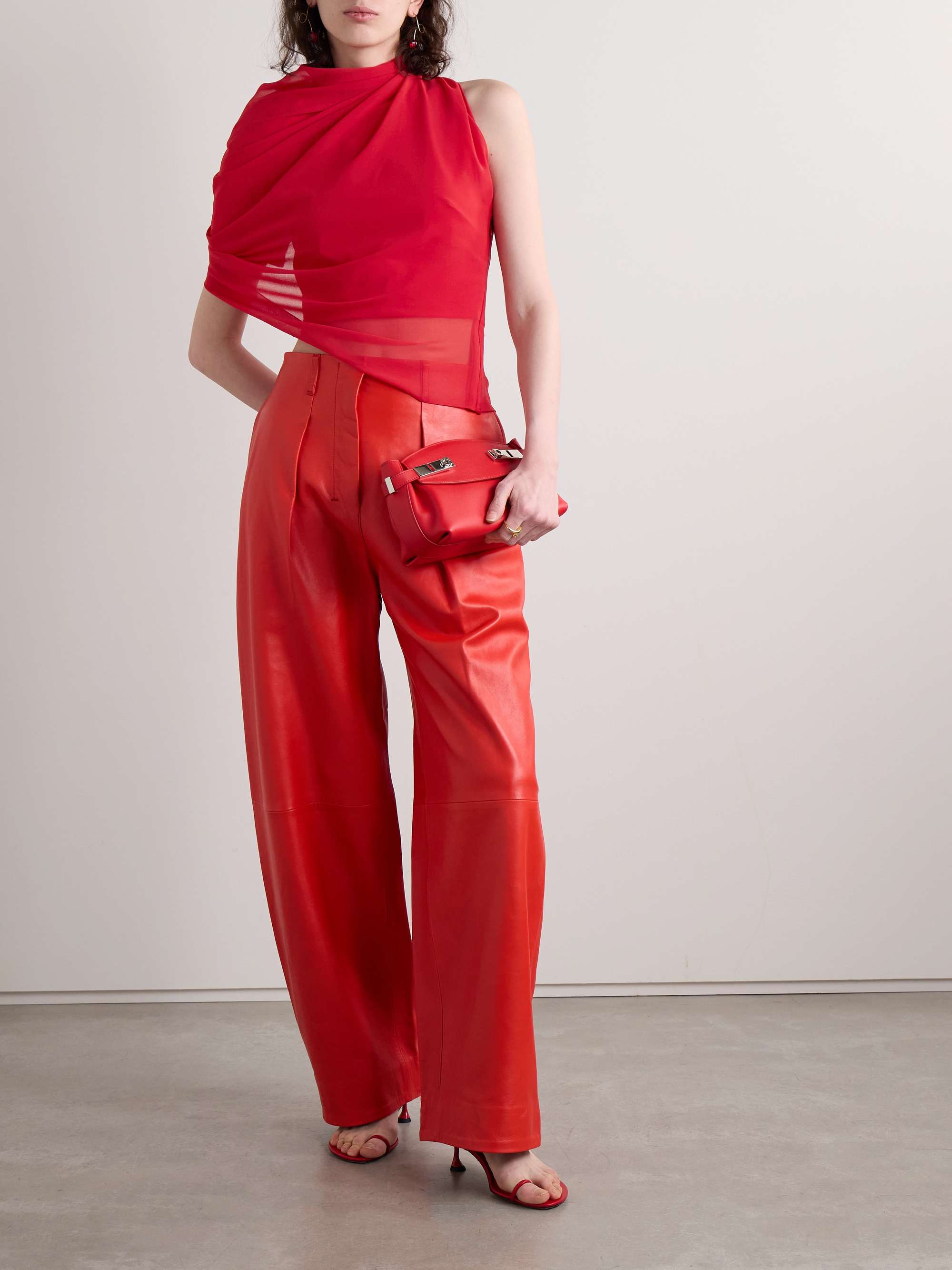 JACQUEMUS 