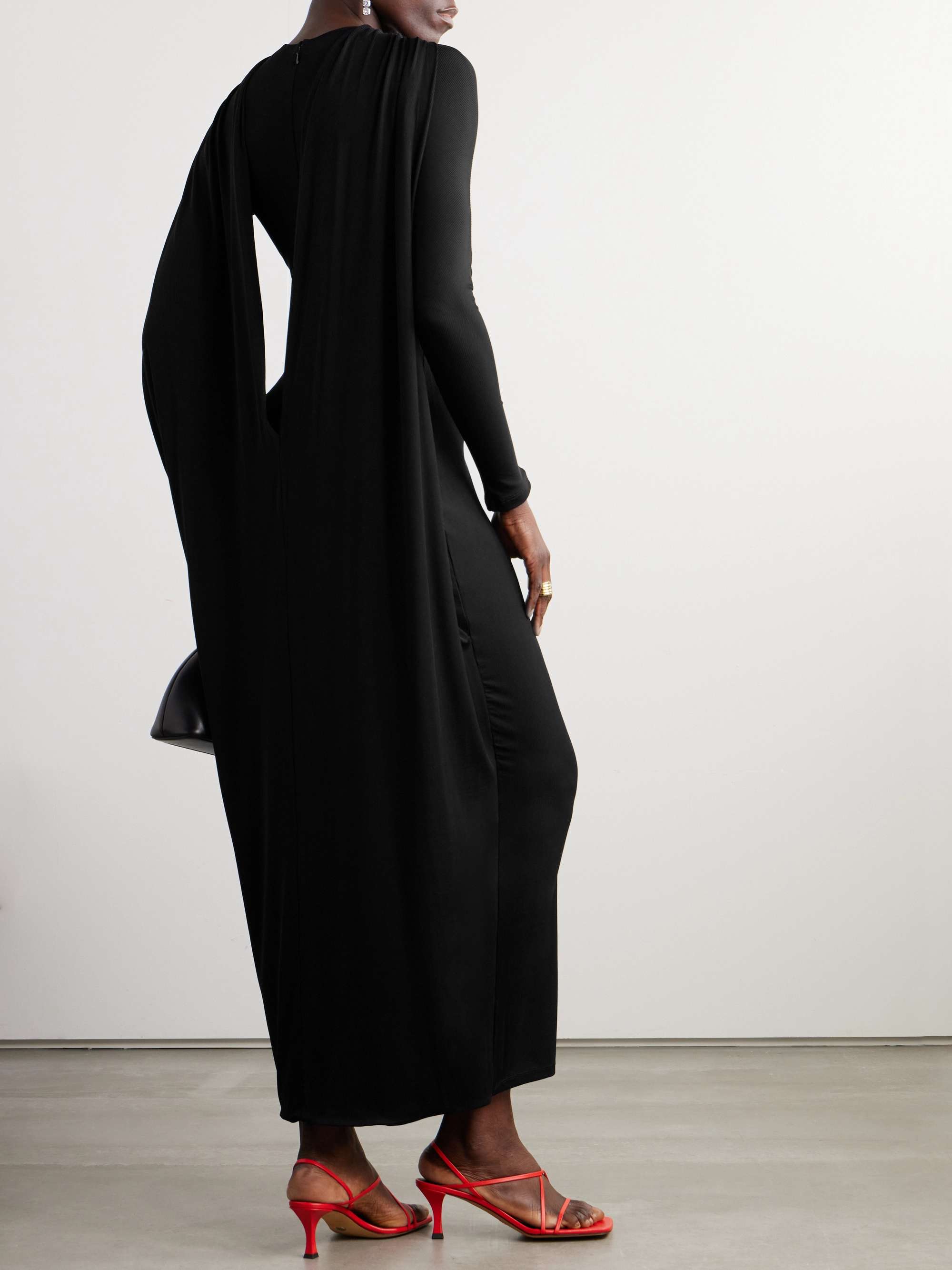 JACQUEMUS 