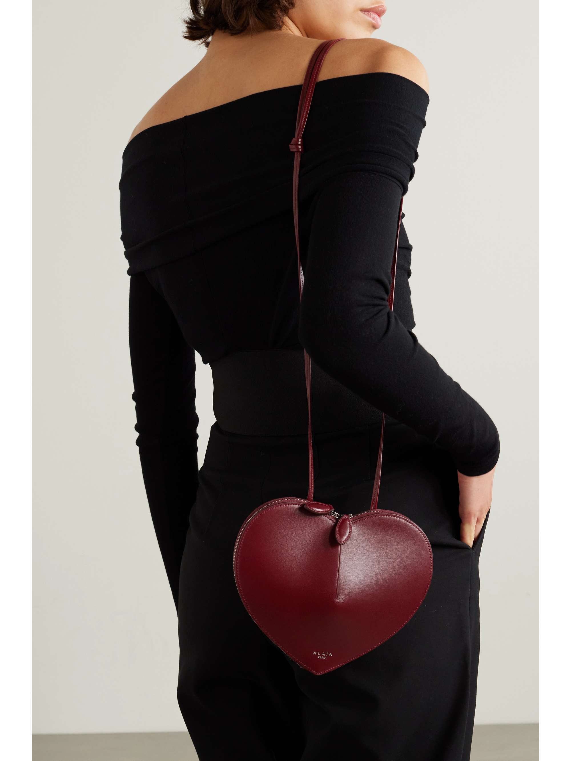 ALAÏA Le Coeur heart-shaped leather shoulder bag