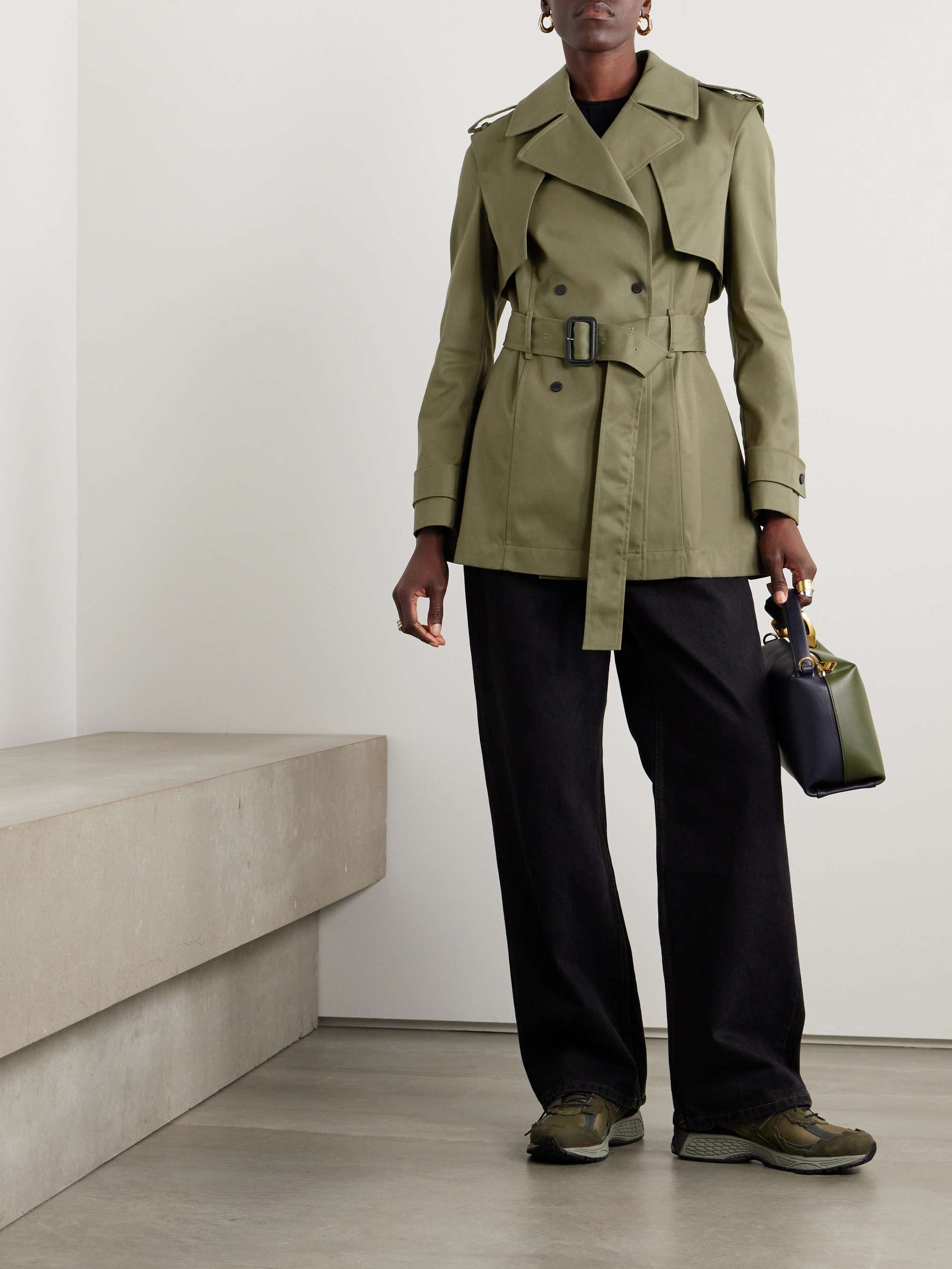 MACKAGE 