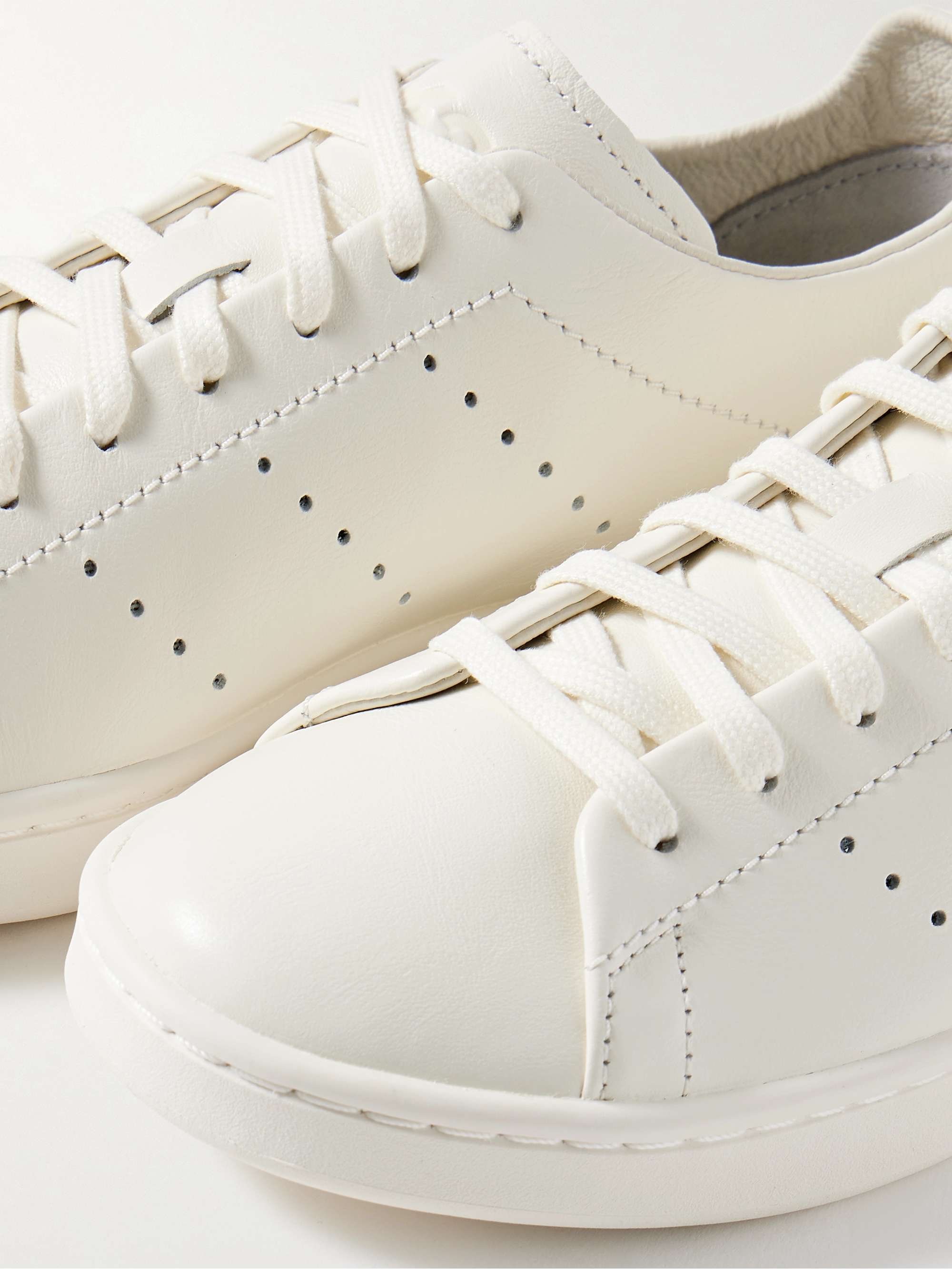 ADIDAS ORIGINALS 