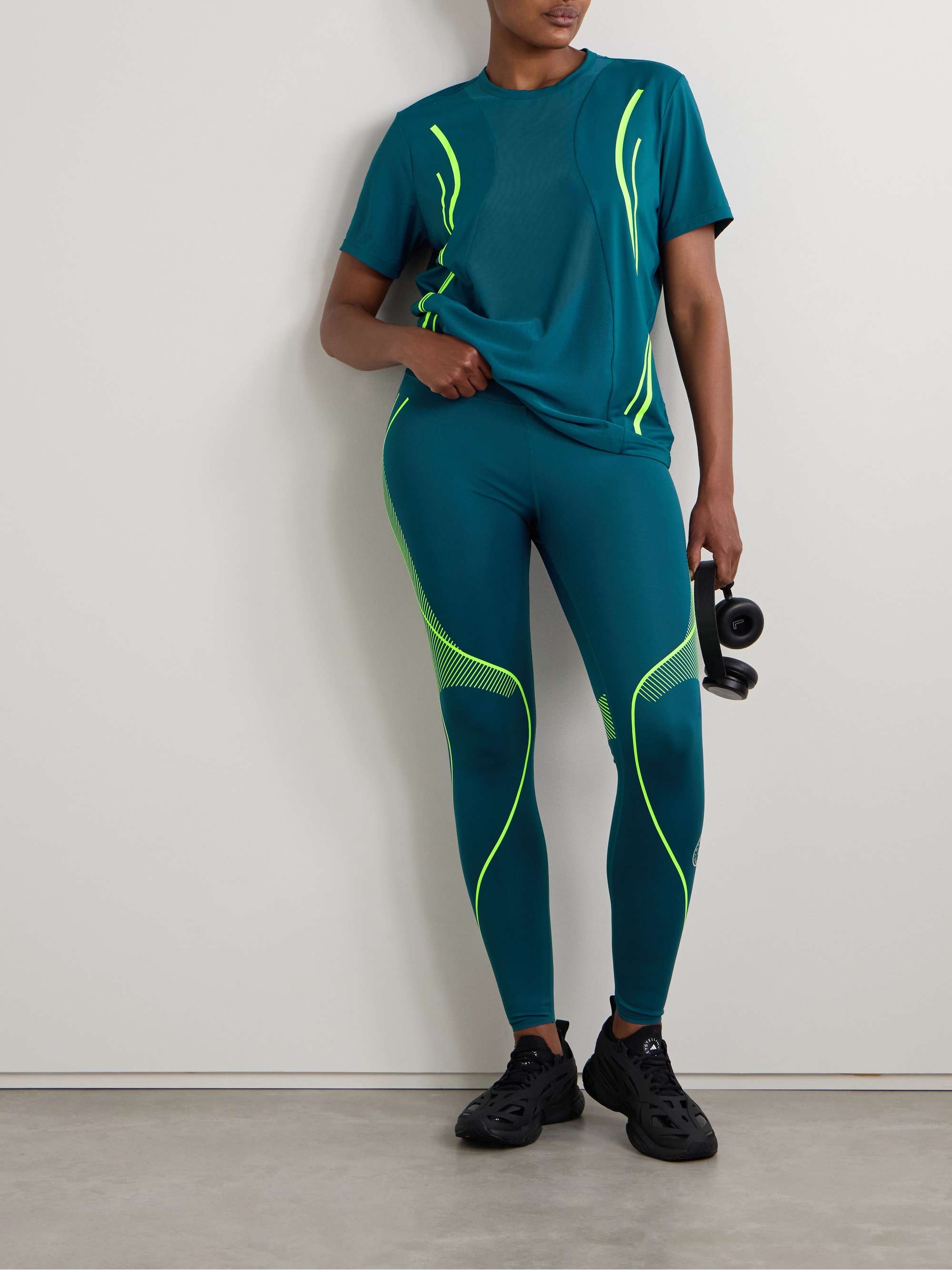 Shirts to wear with adidas leggings 2025