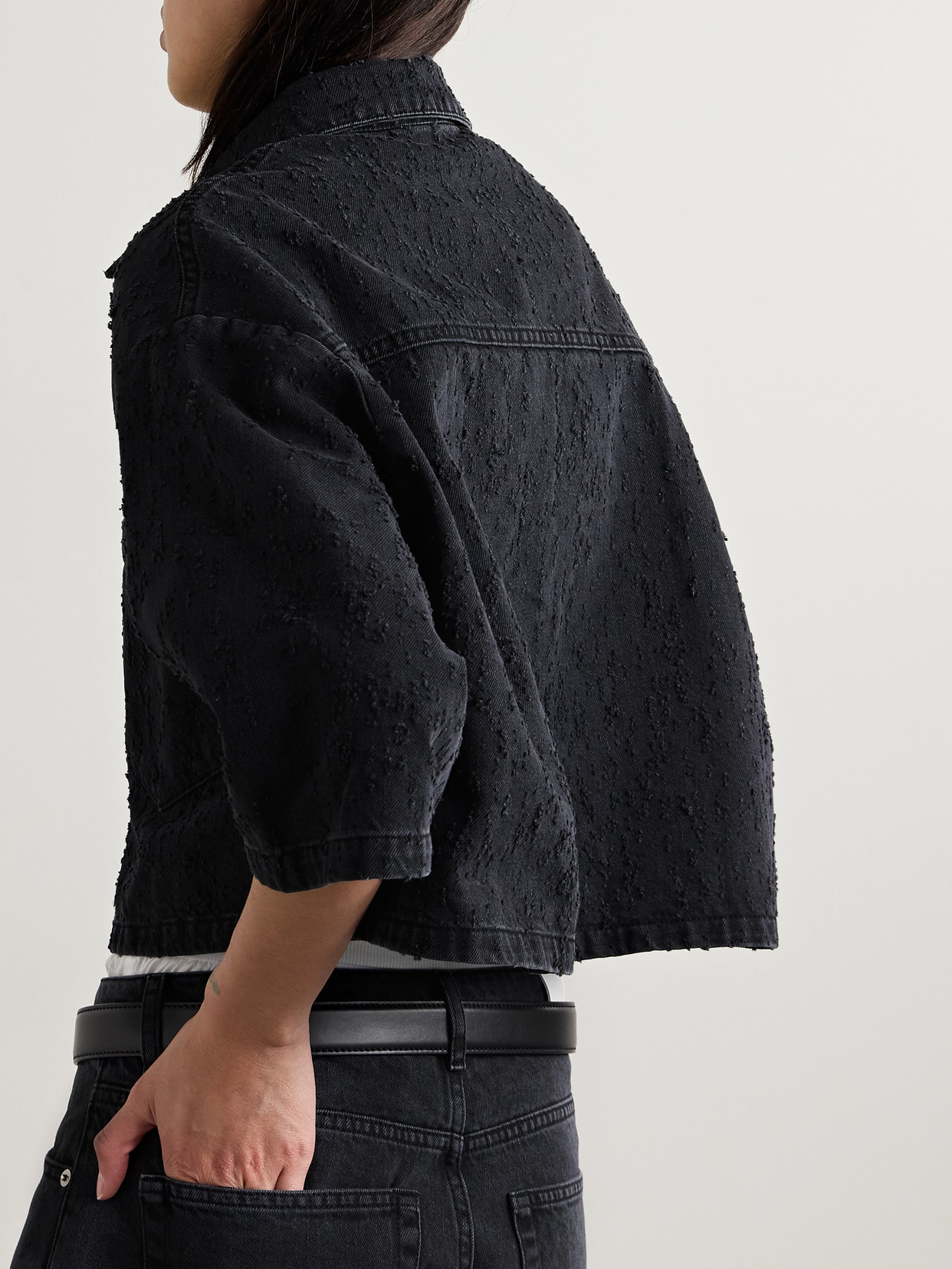 Halfboy Short-sleeve Cropped Shirt In Black