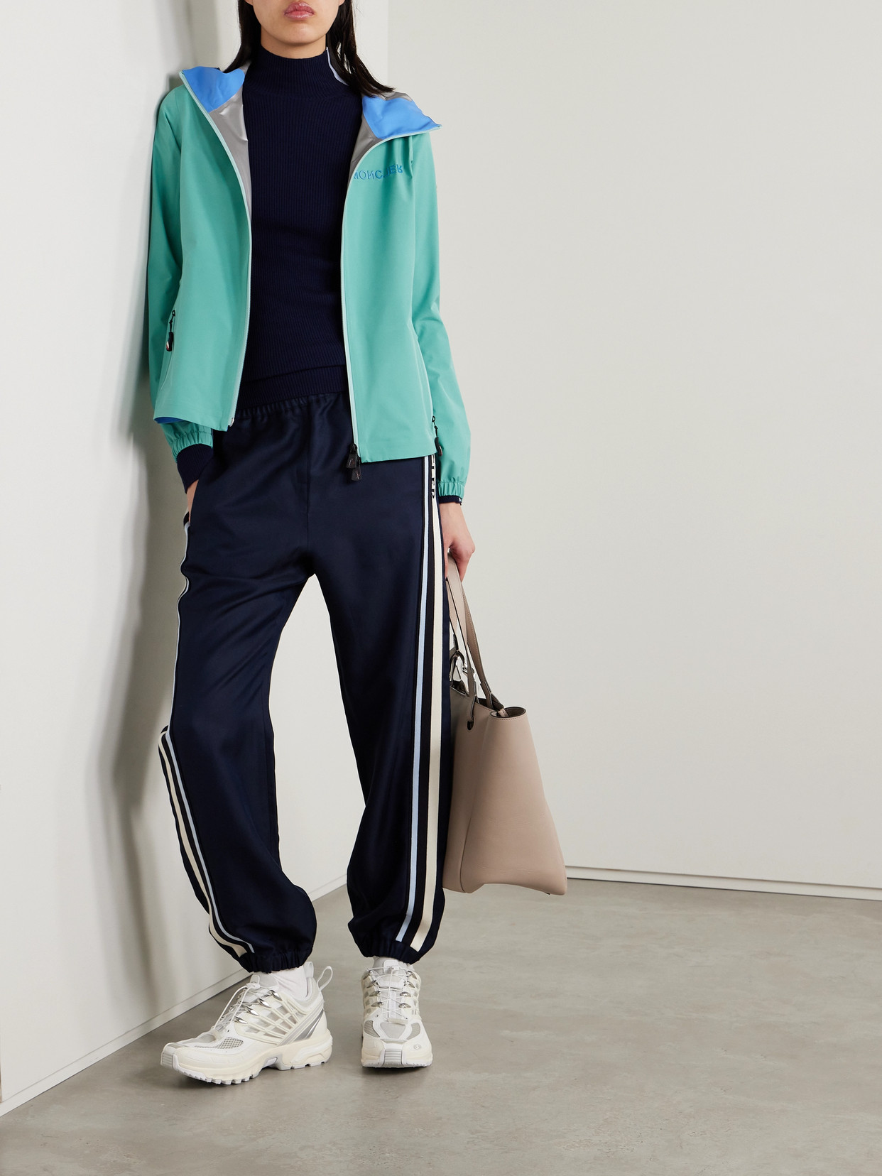Moncler Valles Hooded Gore-tex Paclite® Jacket In Blue