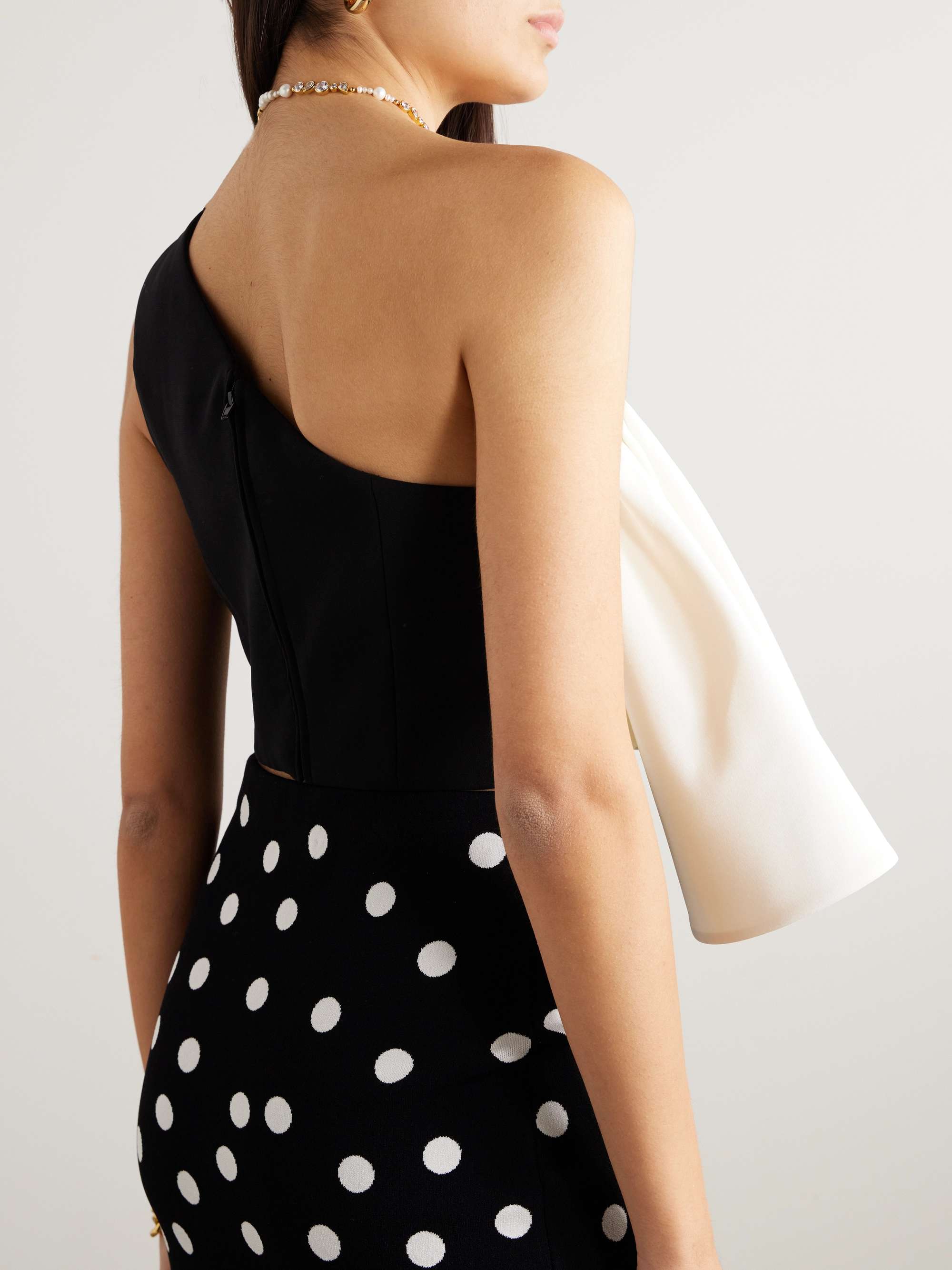 CAROLINA HERRERA 