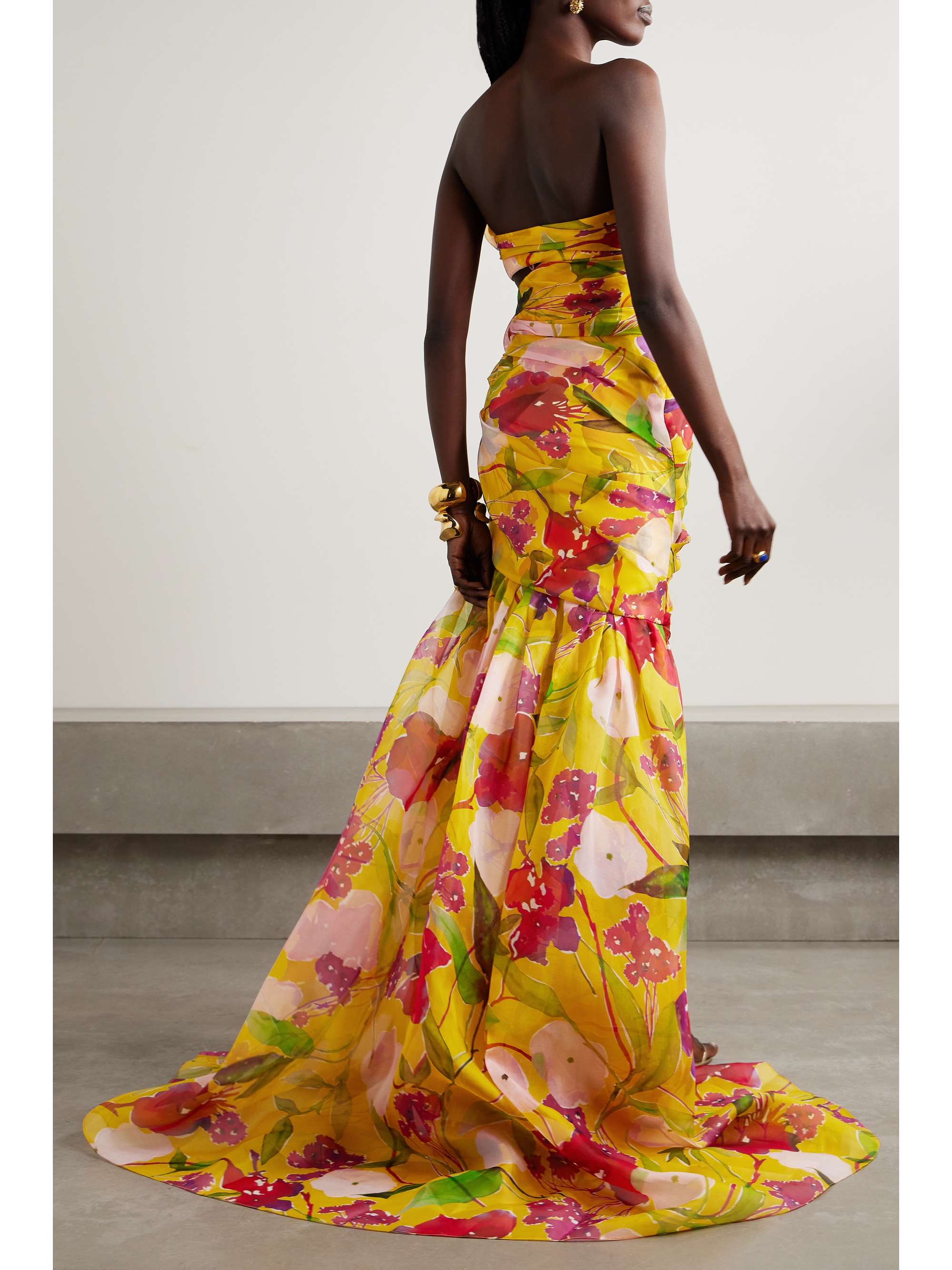 CAROLINA HERRERA 