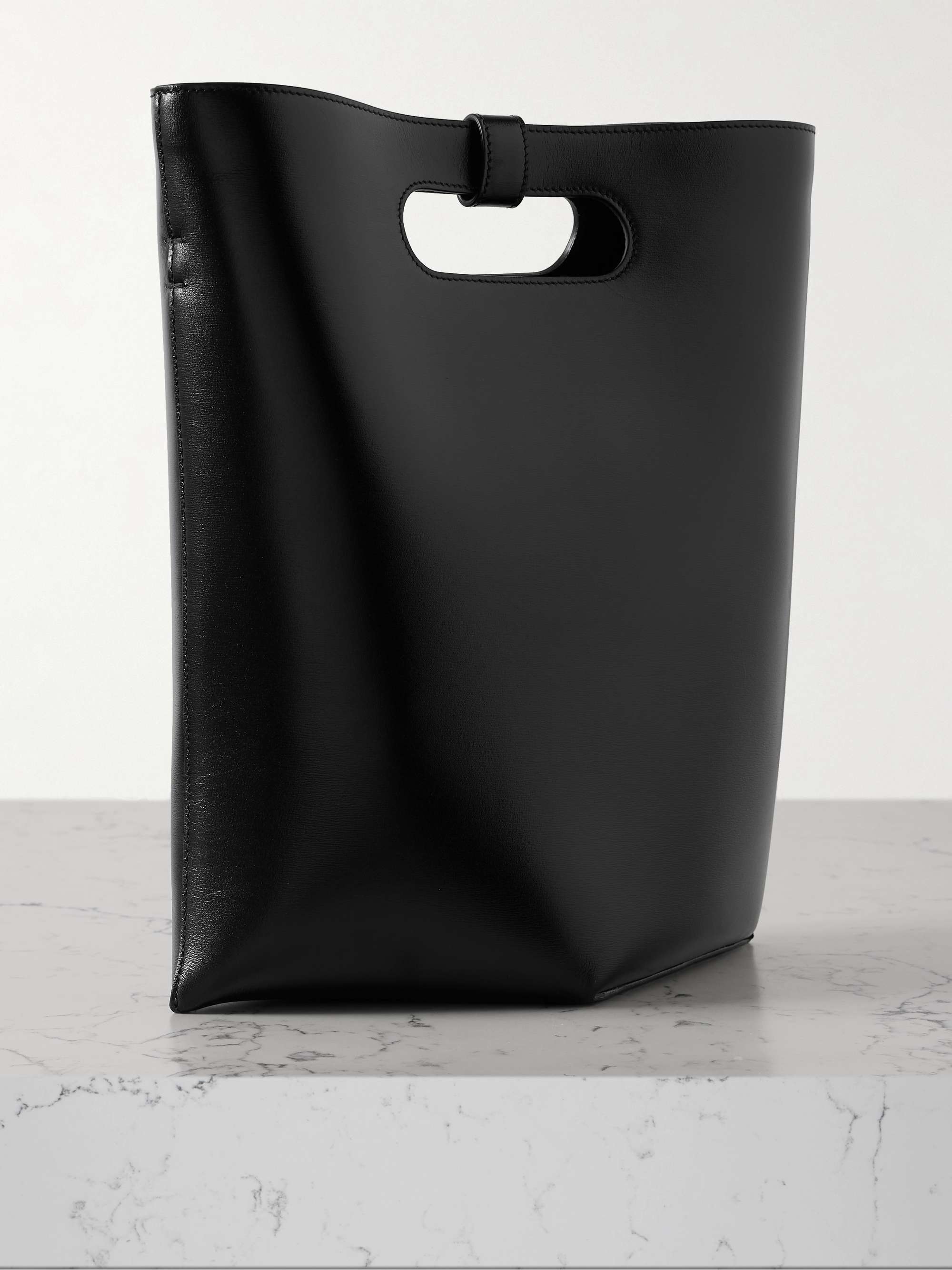 ALAÏA 