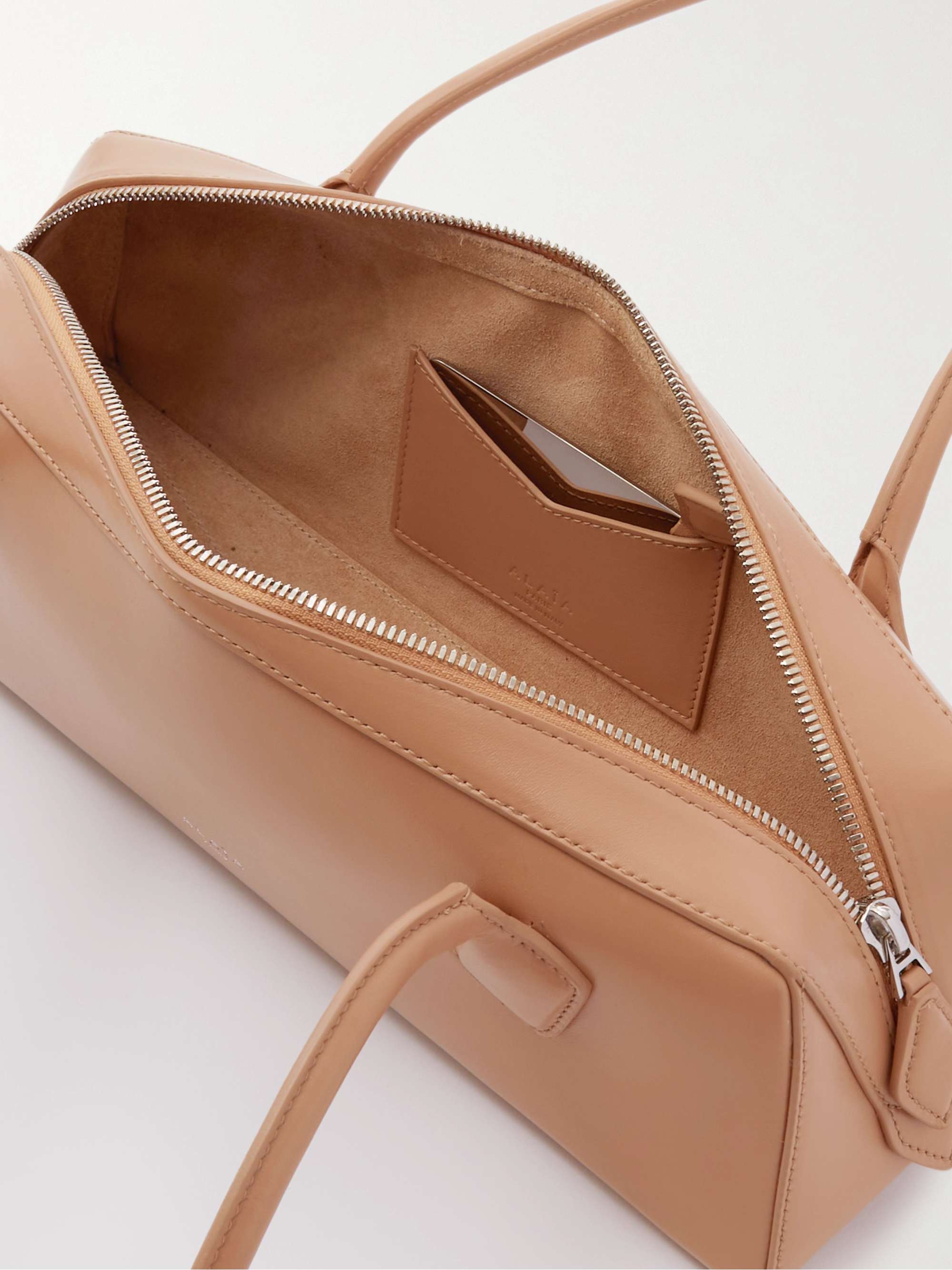 ALAÏA 