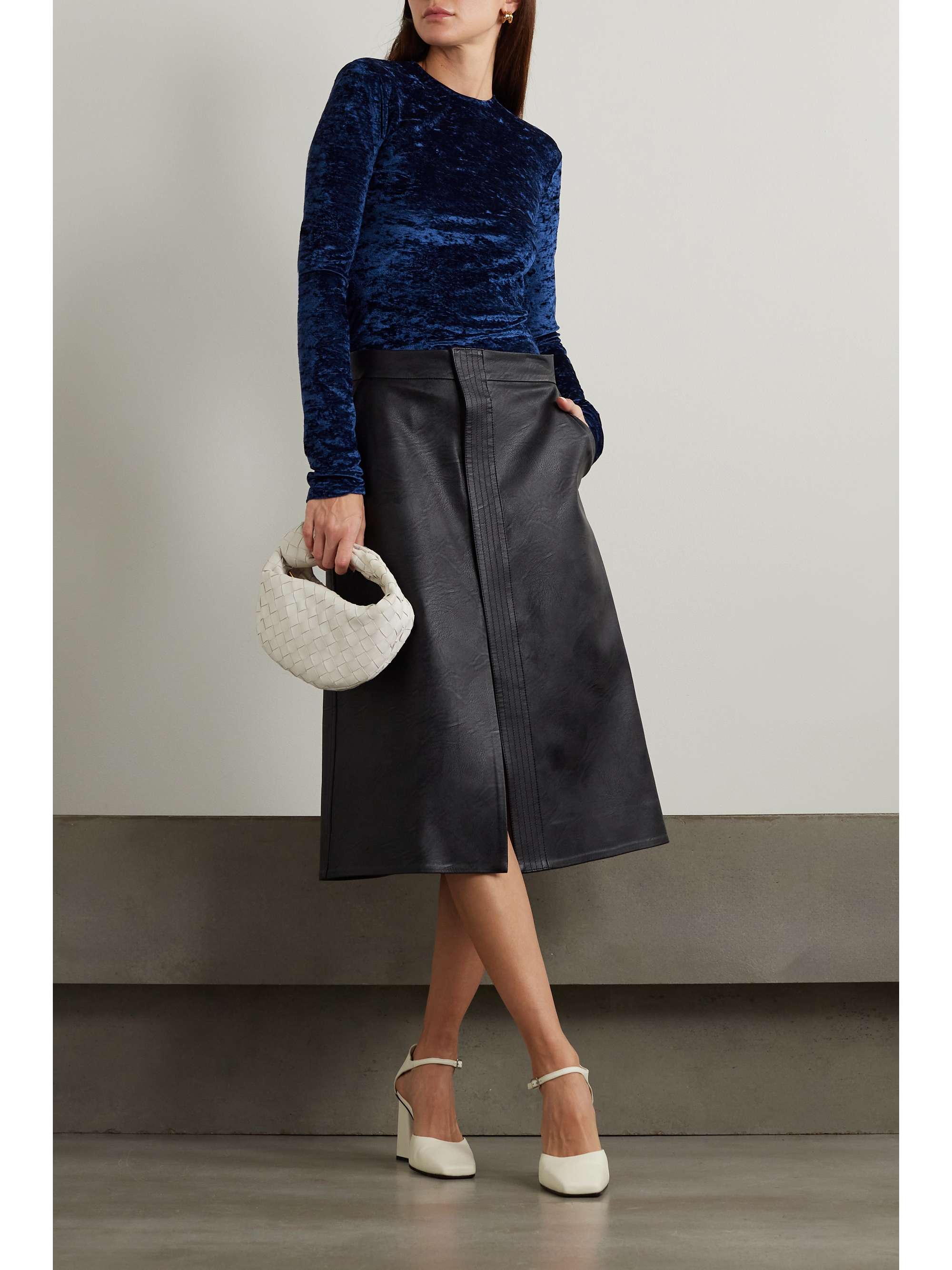 FRAME クラッシュベルベット トップス | NET-A-PORTER