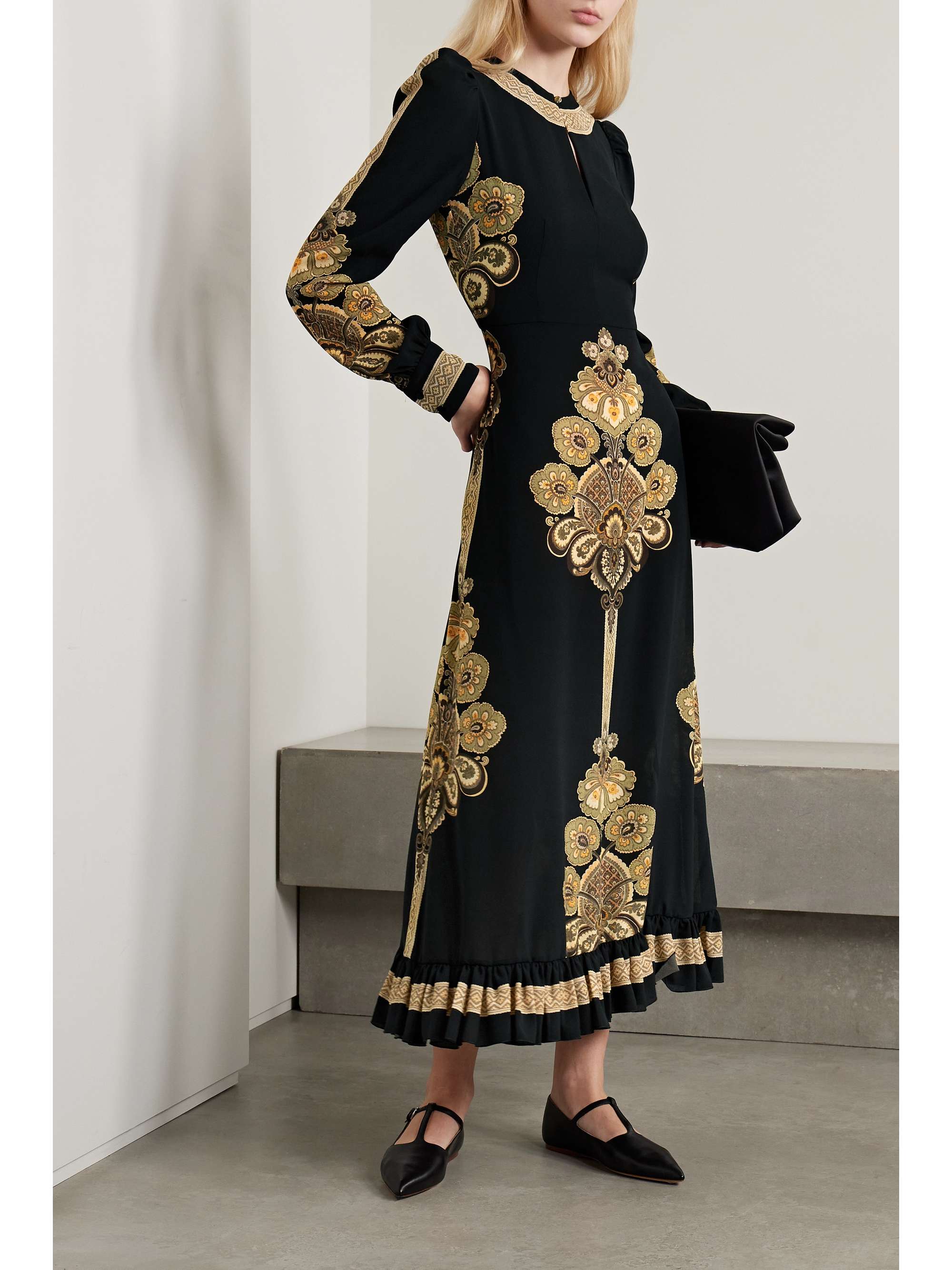 ETRO 