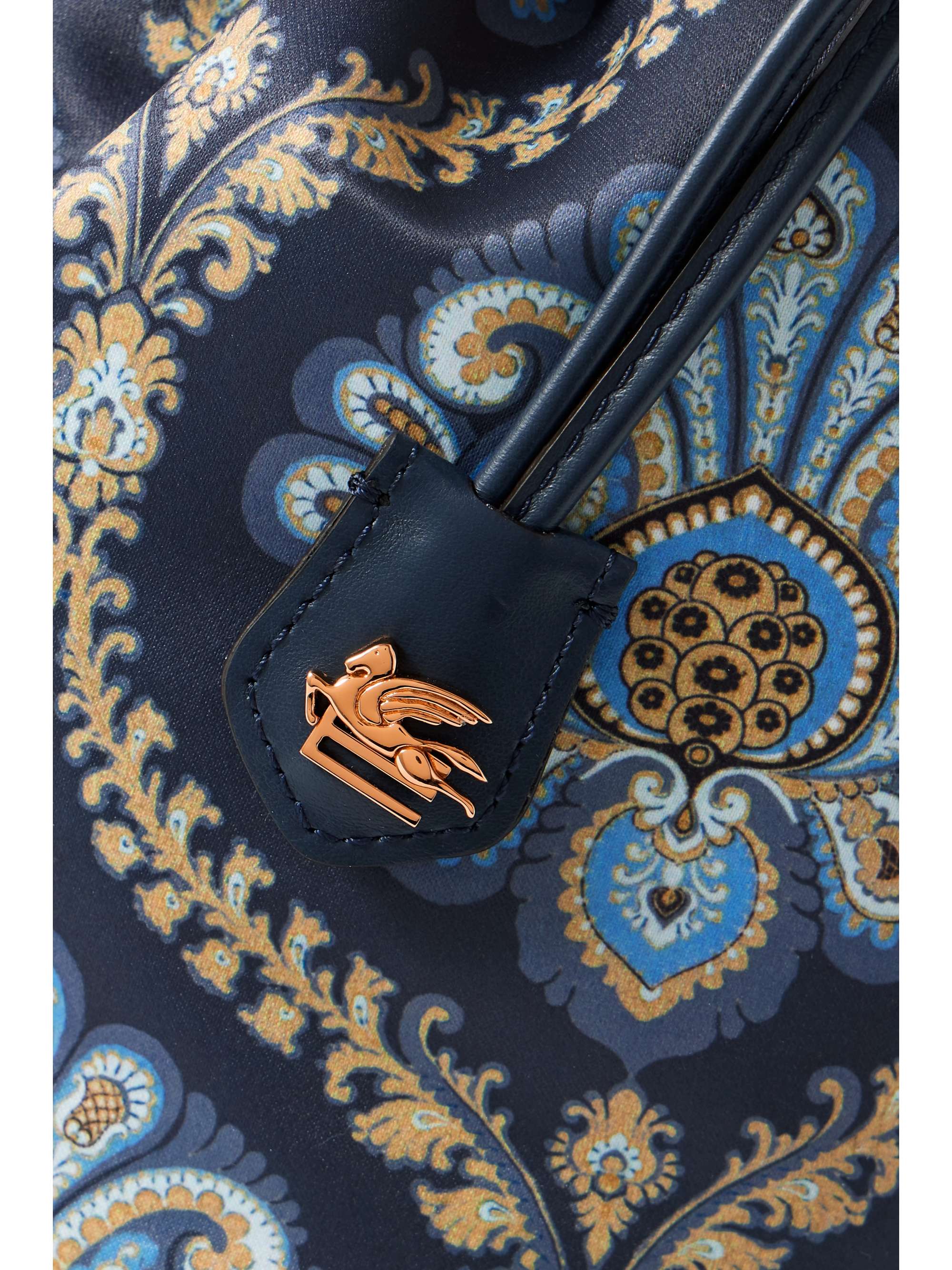 ETRO 