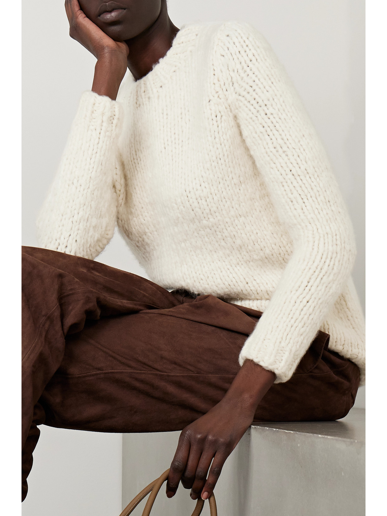 Gabriela Hearst Lawrence Cashmere Sweater In Ivory