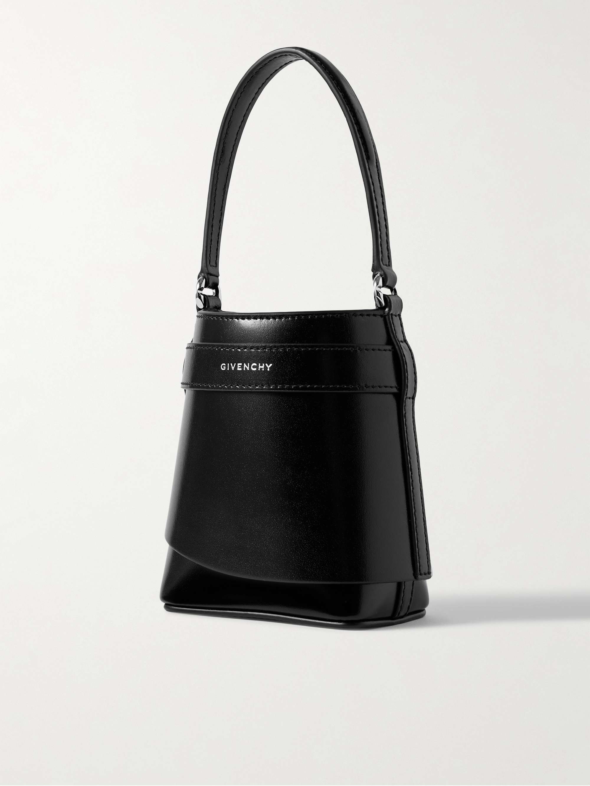 GIVENCHY 