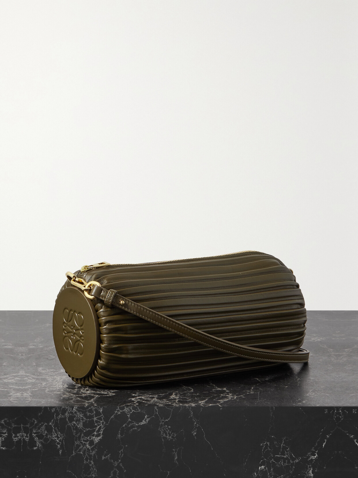 Loewe - Bracelet Pleated Leather Clutch - Green