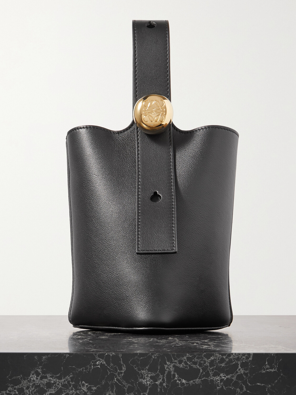 Loewe Pebble Mini Leather Tote In Black