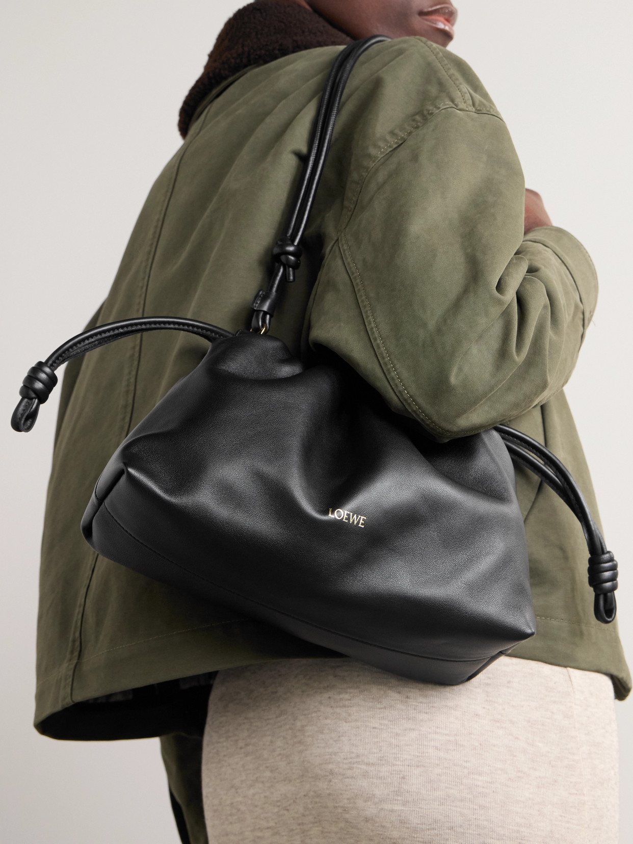 Loewe Flamenco Leather Clutch In Black