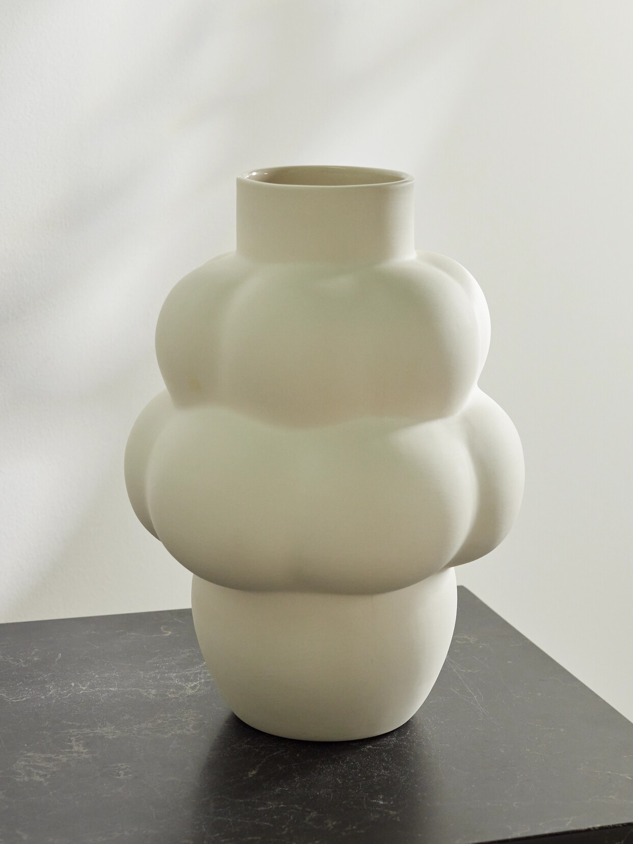 LOUISE ROE - 04 Balloon Ceramic Vase - White