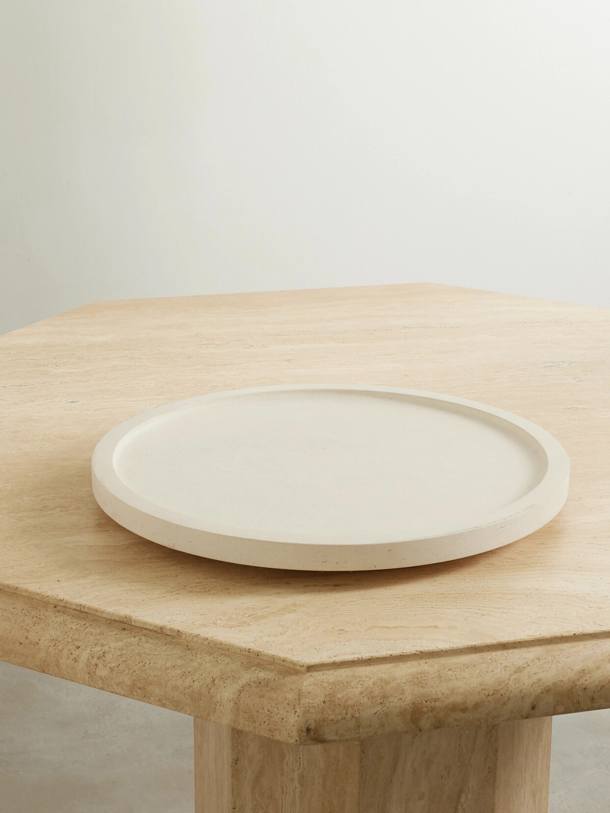 LOUISE ROE - 10 Gallery Object 46cm Limestone Tray - Cream