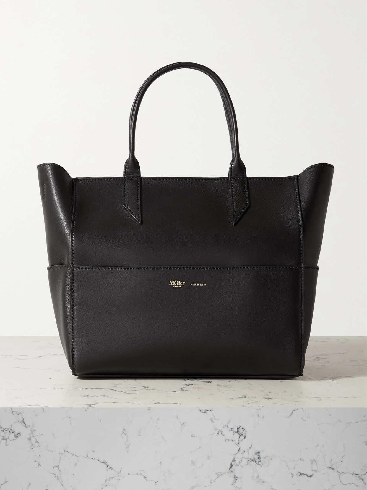 Metier Incognito Small Leather Tote In Black