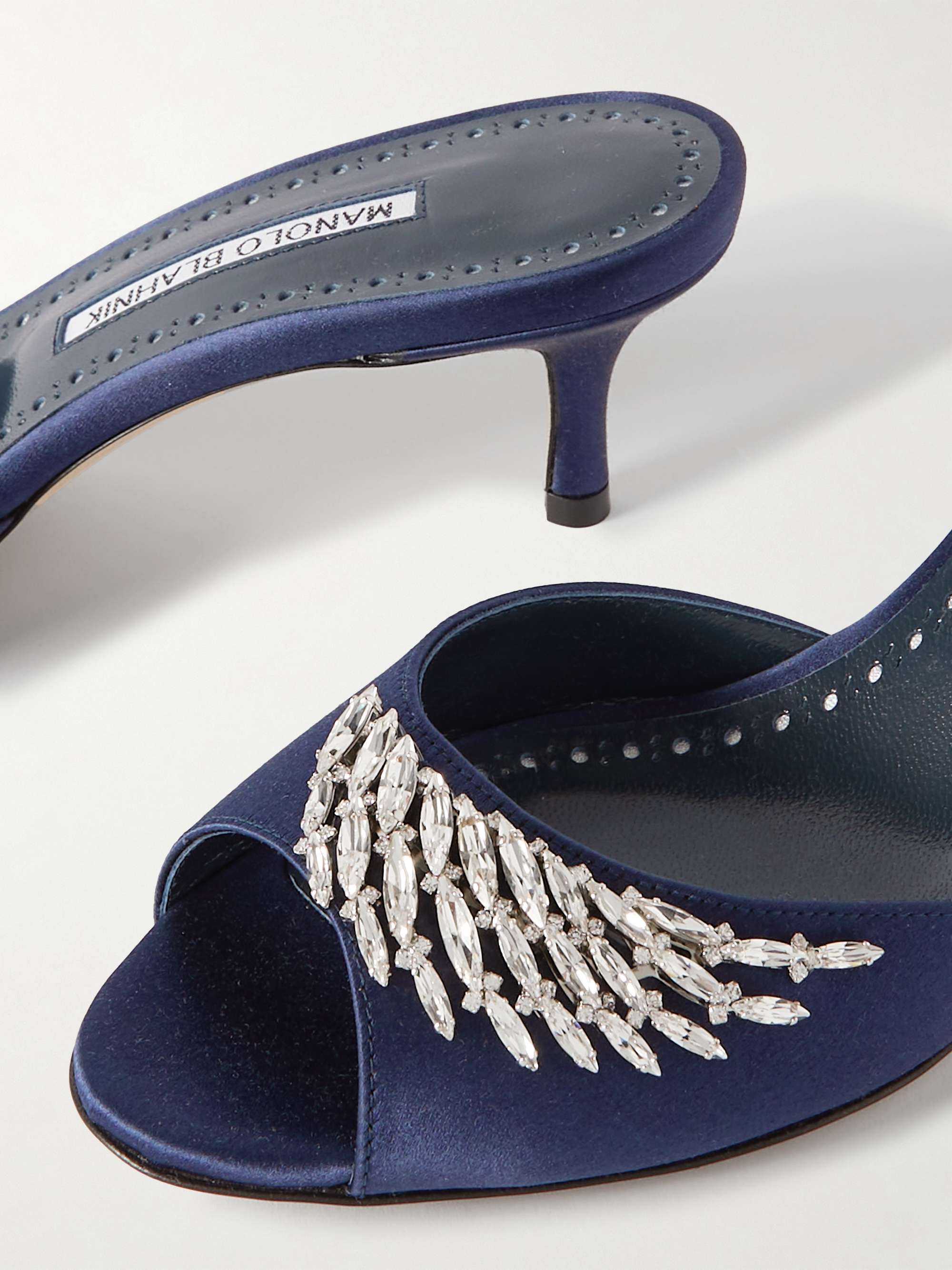MANOLO BLAHNIK 