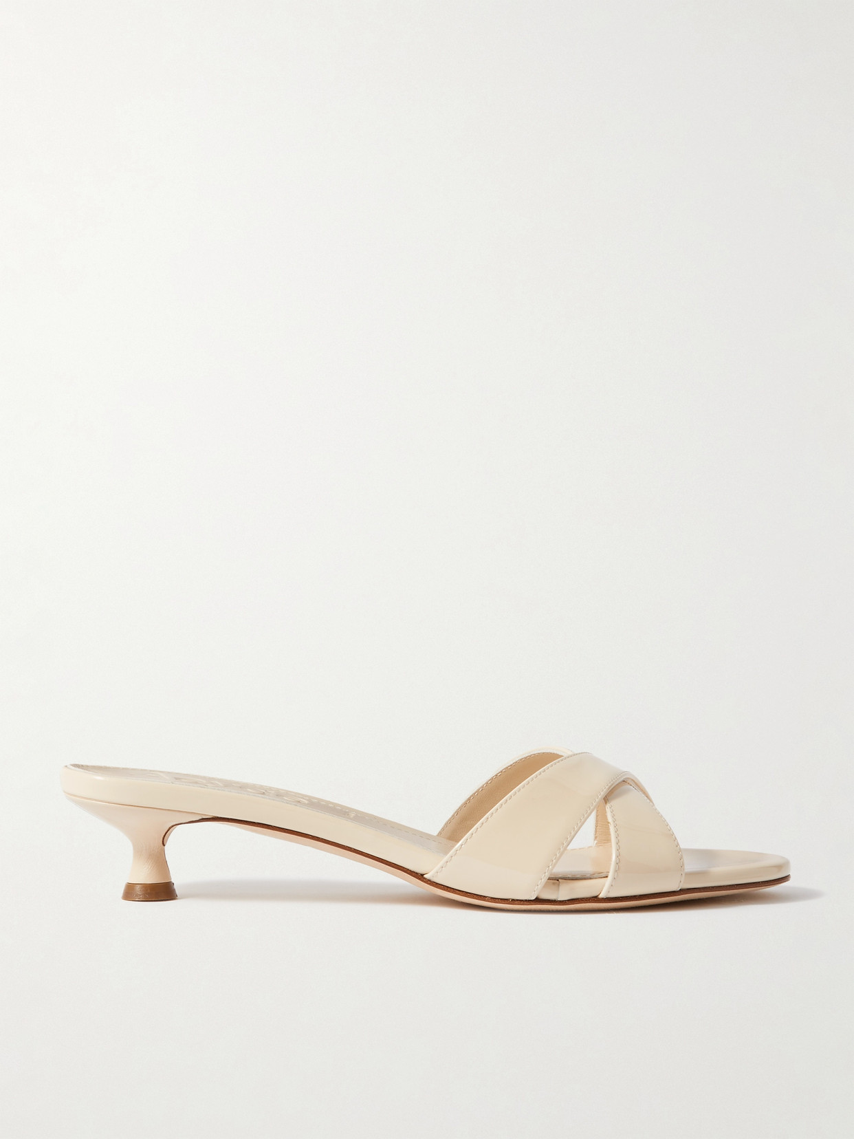 Aeyde Stina Patent-leather Mules In Cream