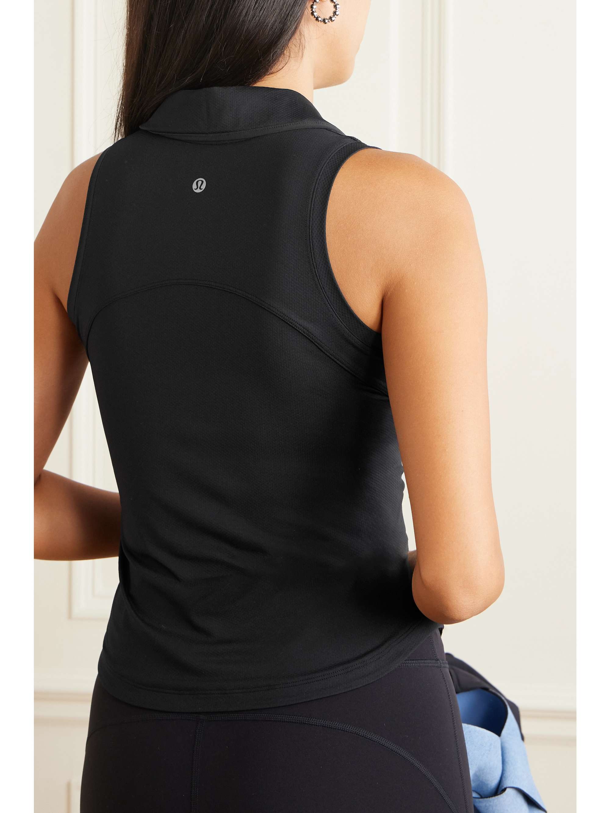 LULULEMON 