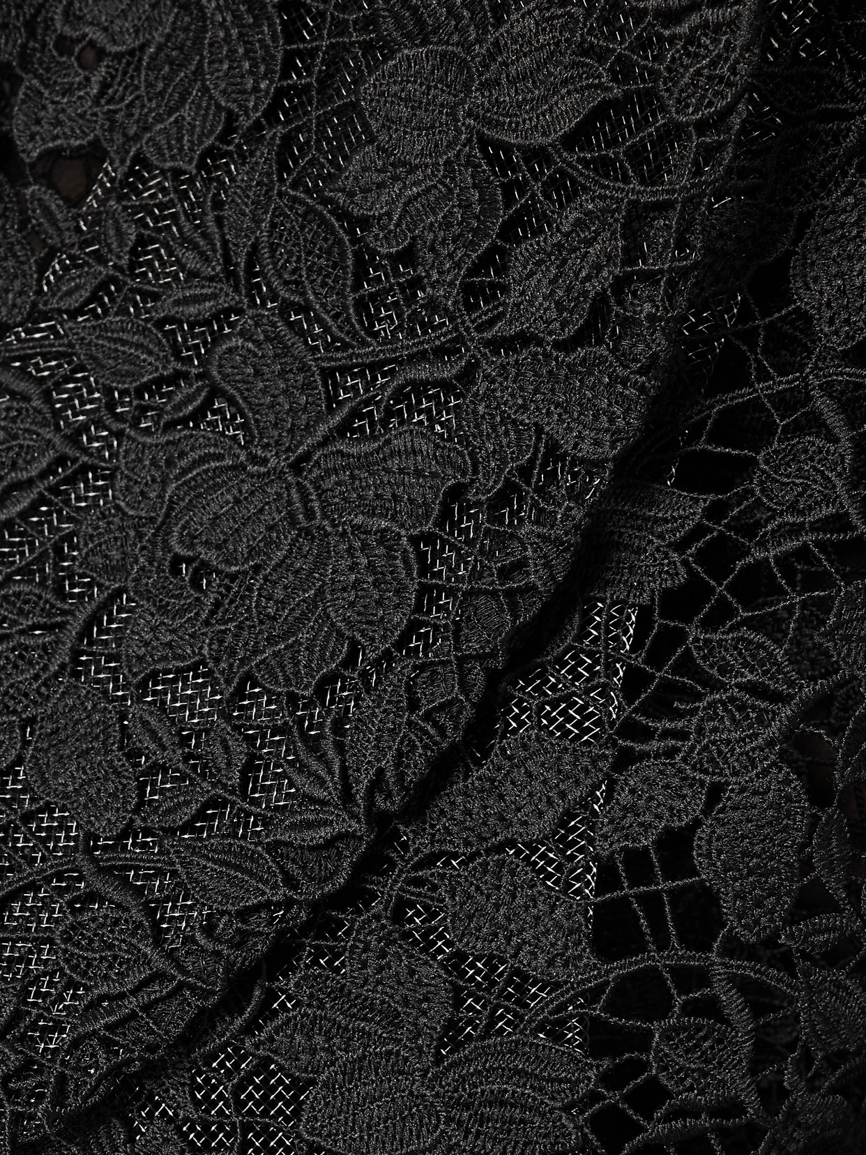 Oscar De La Renta Ruffled Gardenia Guipure Gown In Black