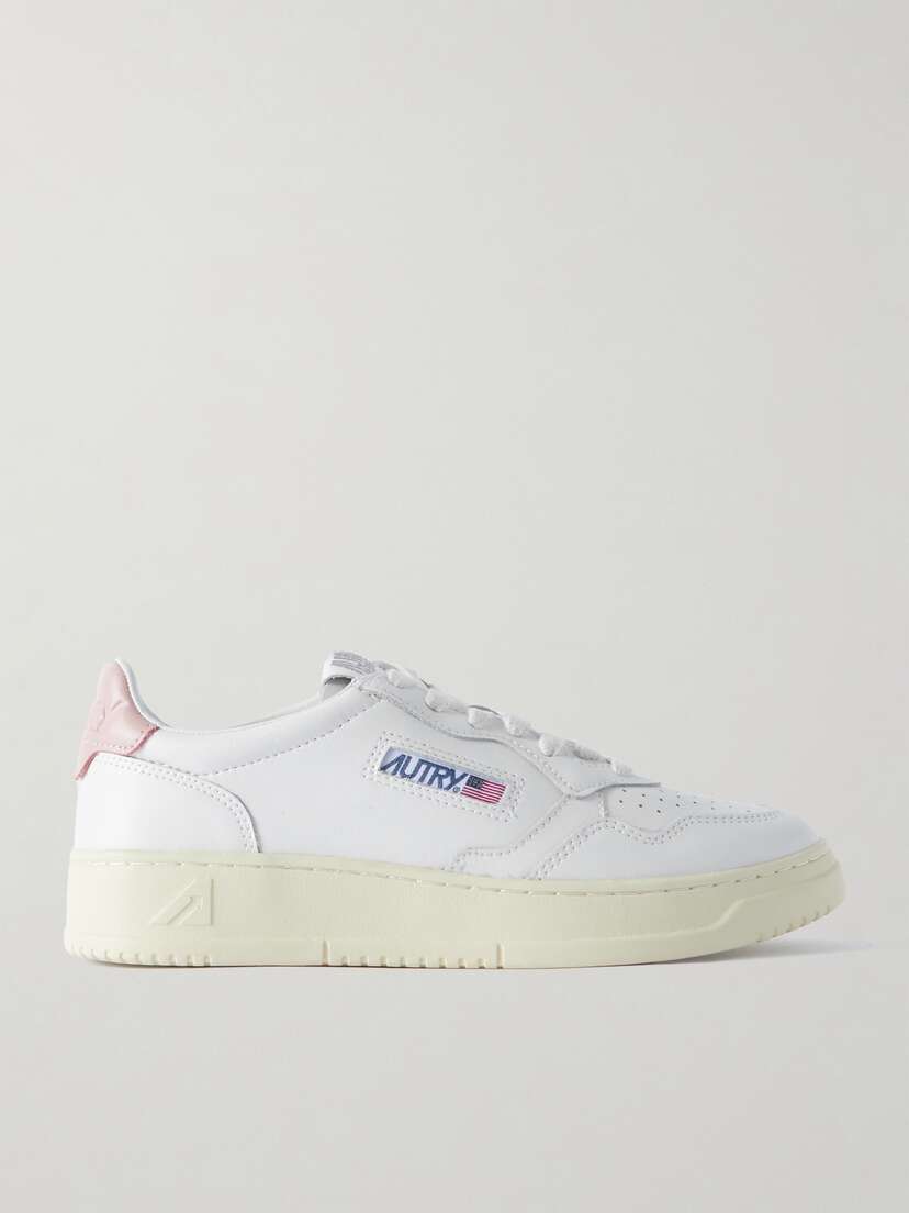 Autry Medalist Low Leather Sneakers