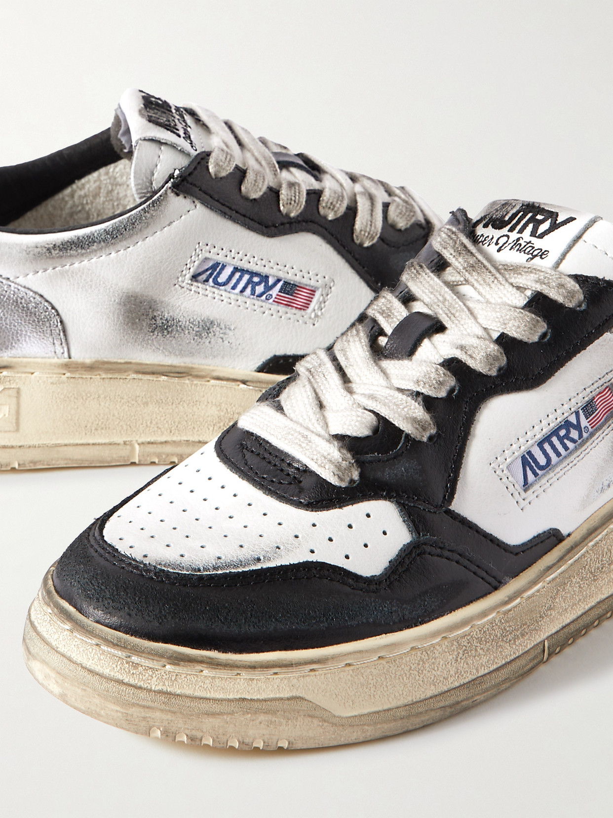Autry Super Vintage Distressed Leather Sneakers In Black