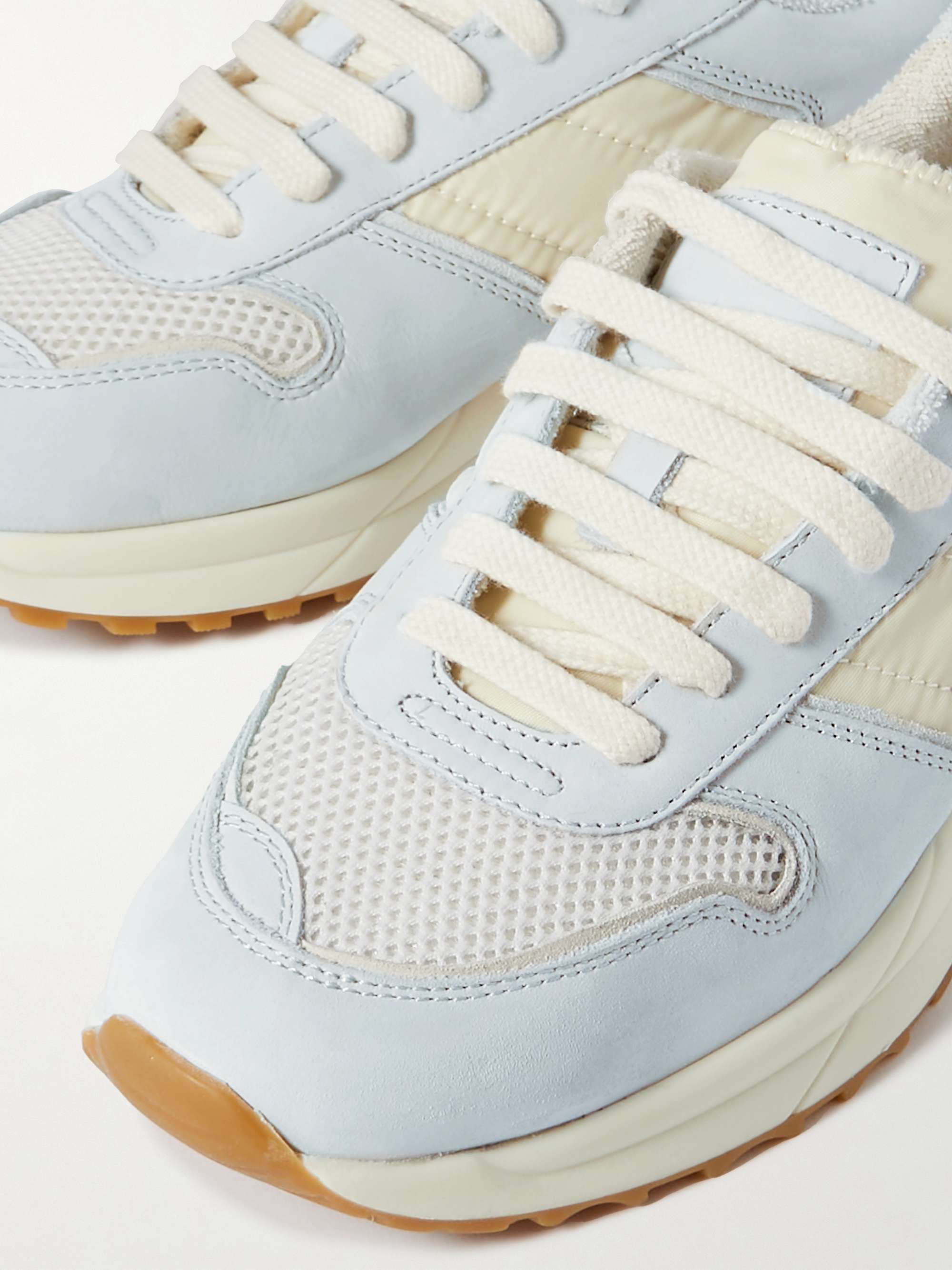 COMMON PROJECTS 