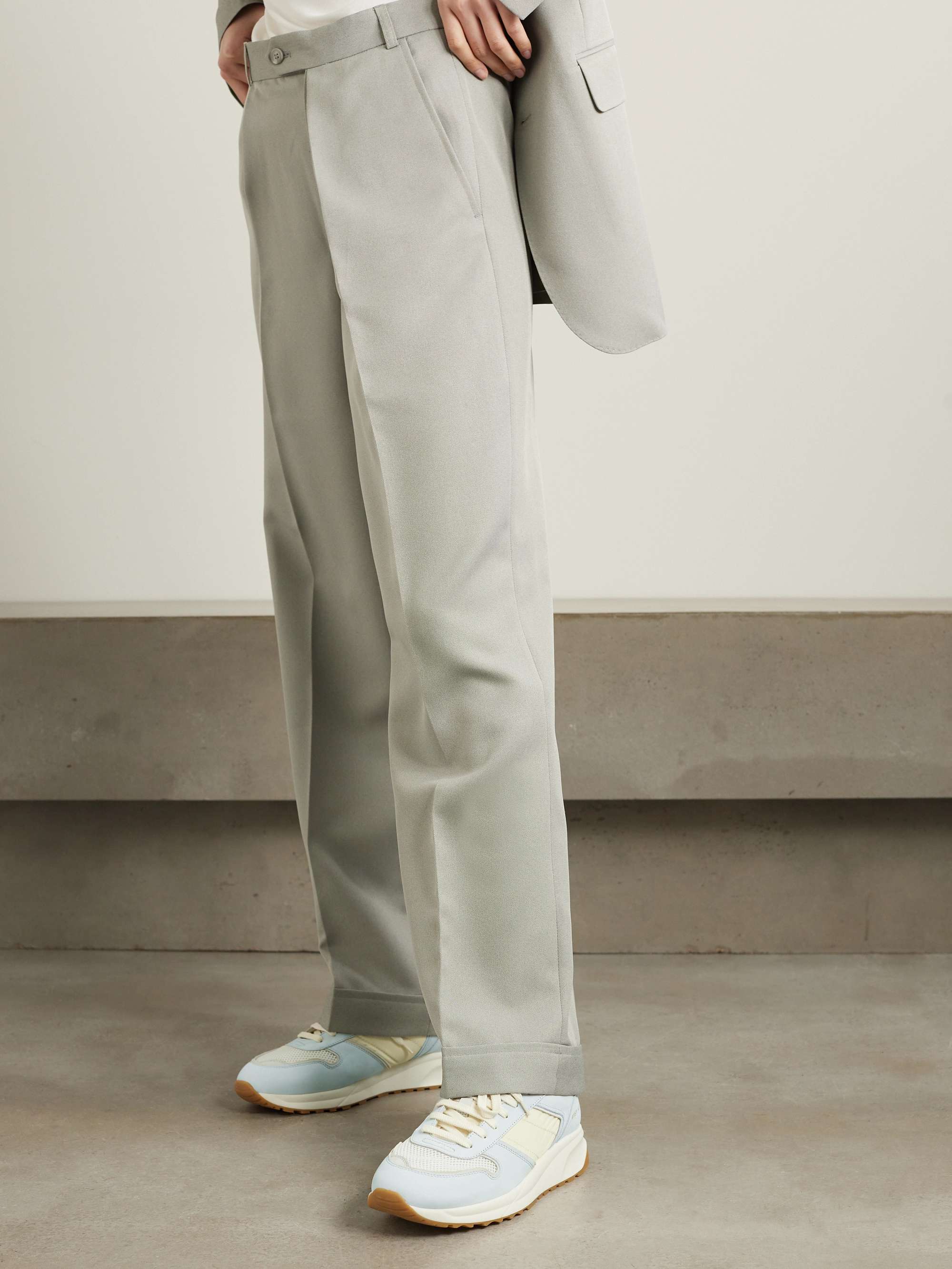 COMMON PROJECTS 