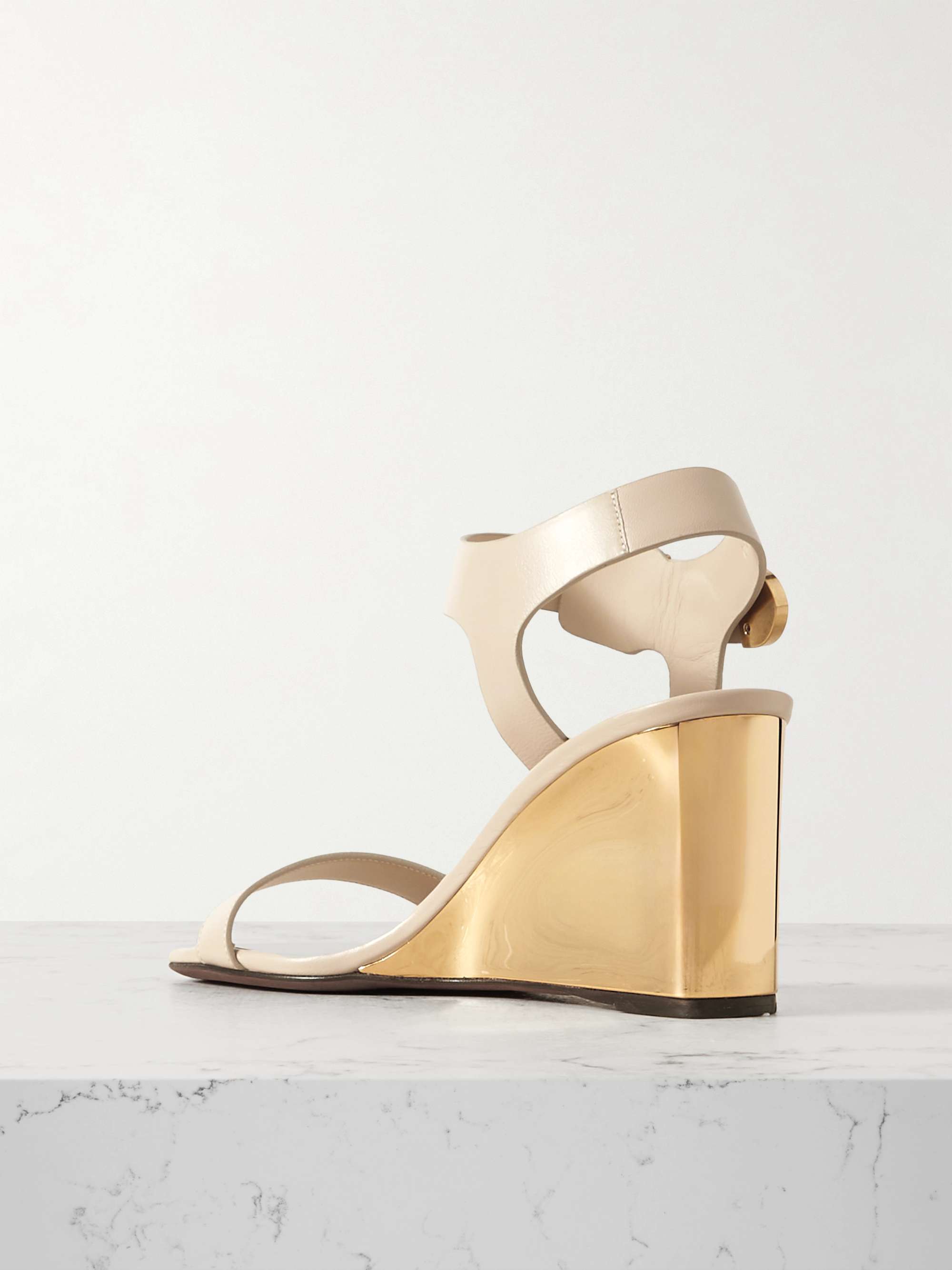 CHLOÉ 