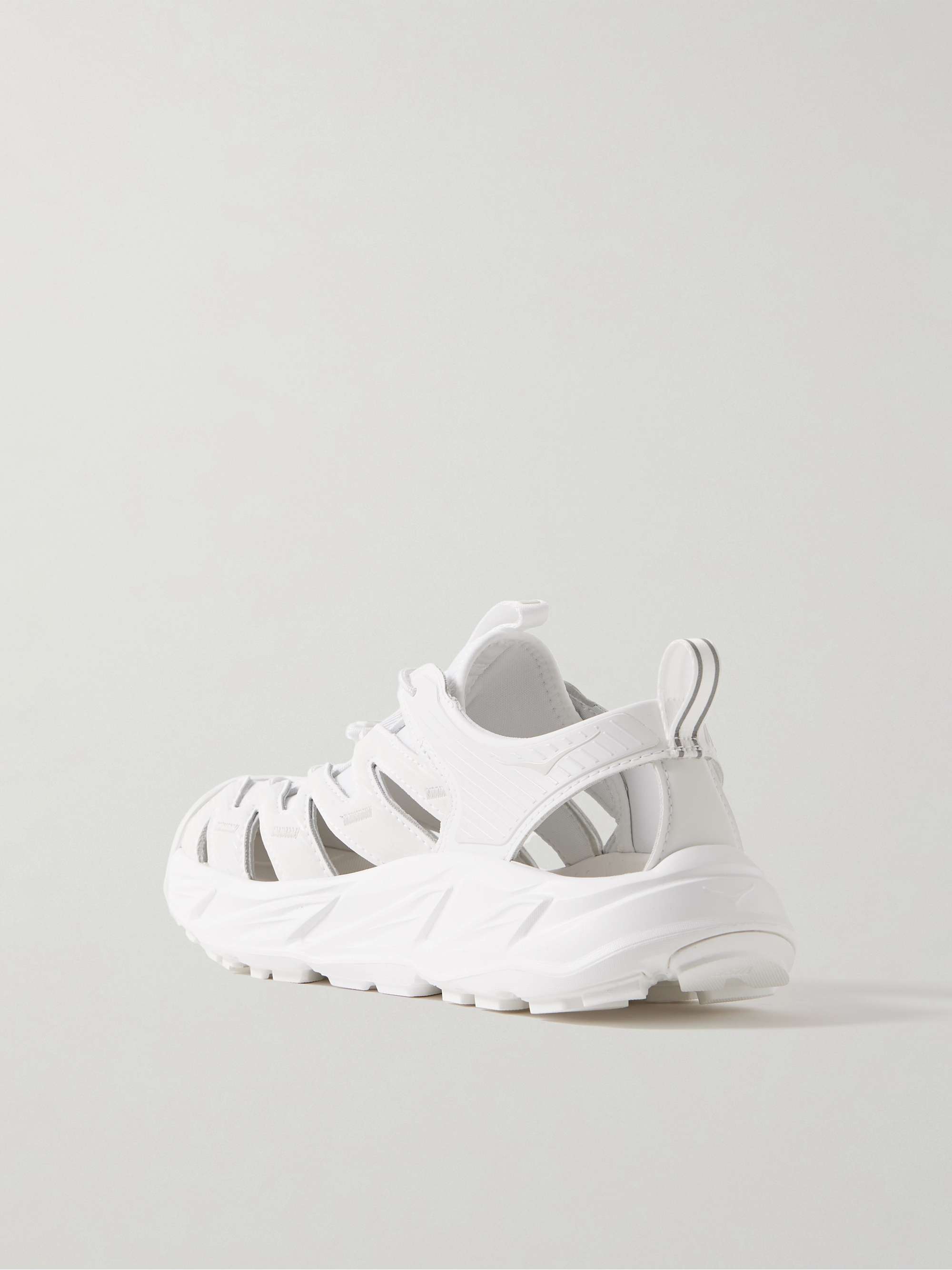 HOKA ONE ONE 