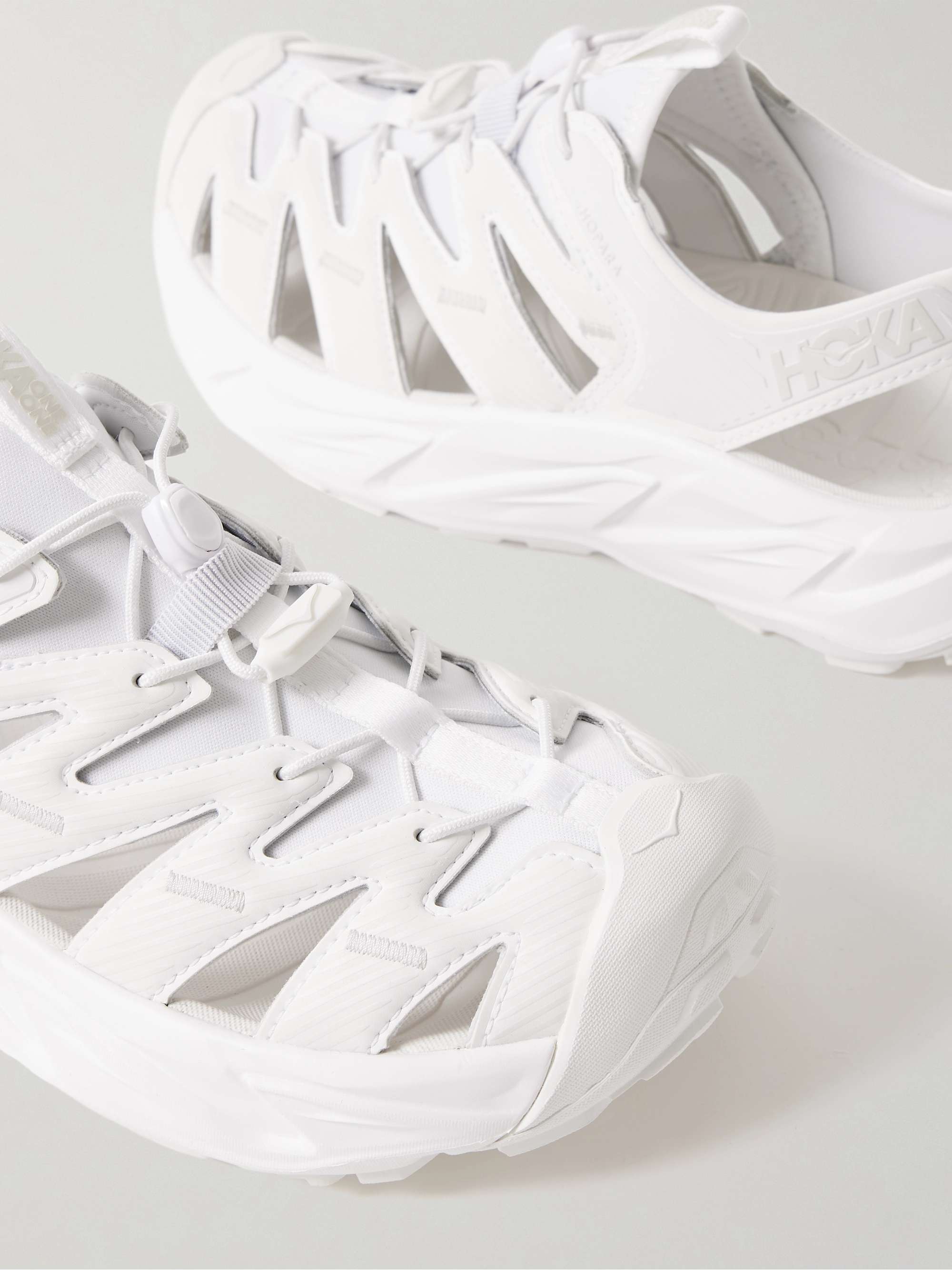 HOKA ONE ONE 