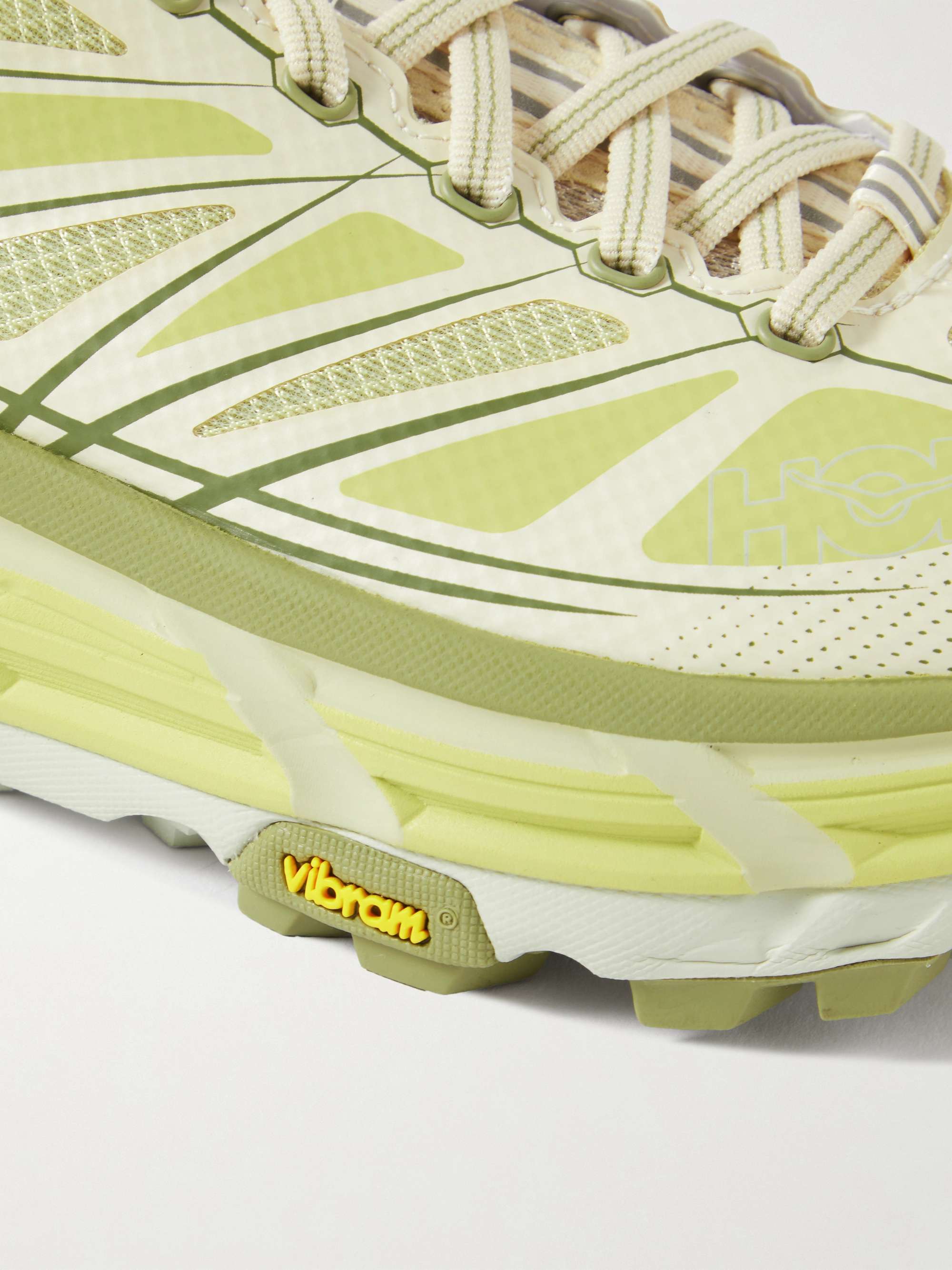 HOKA ONE ONE 