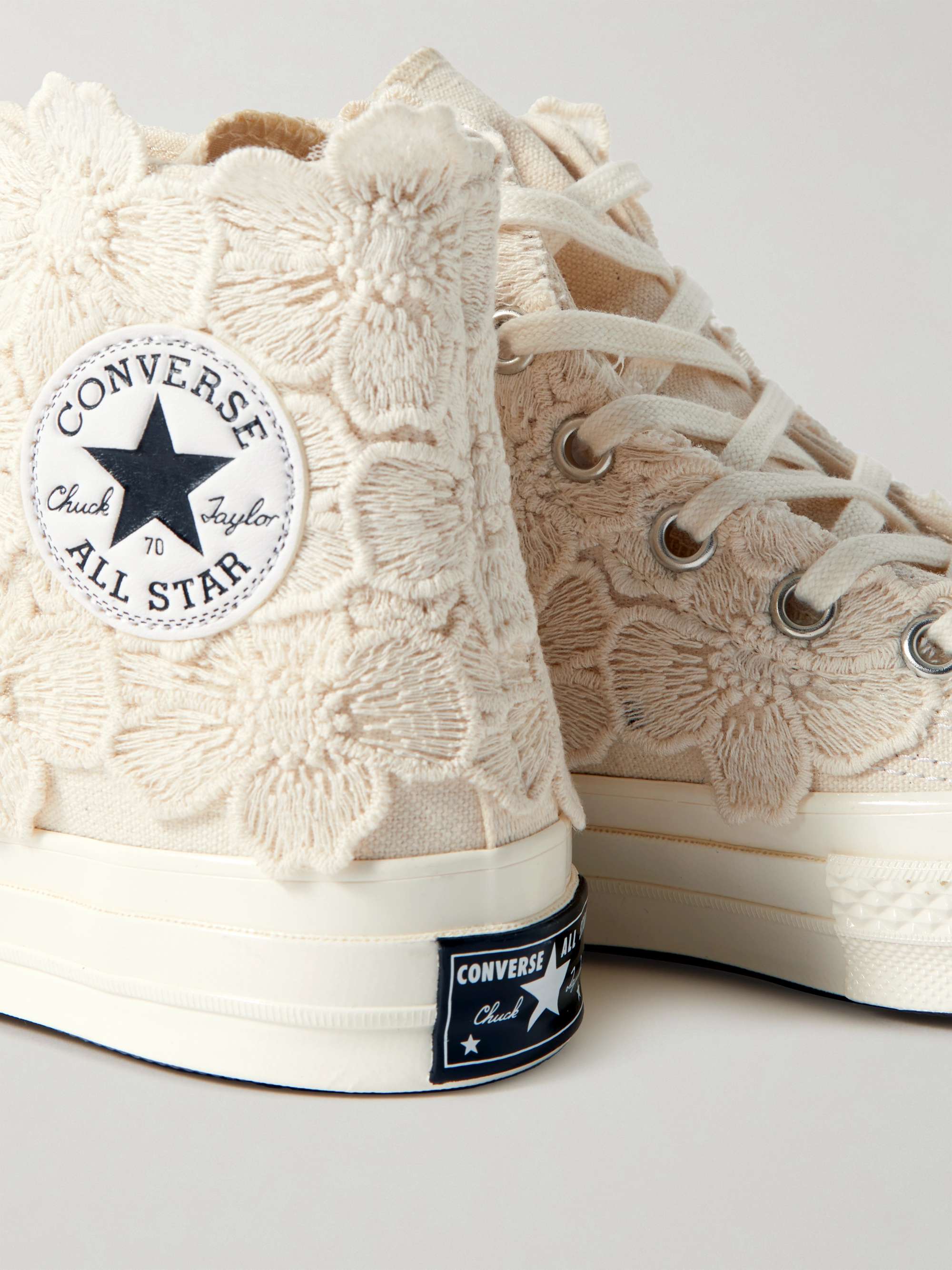 CONVERSE 
