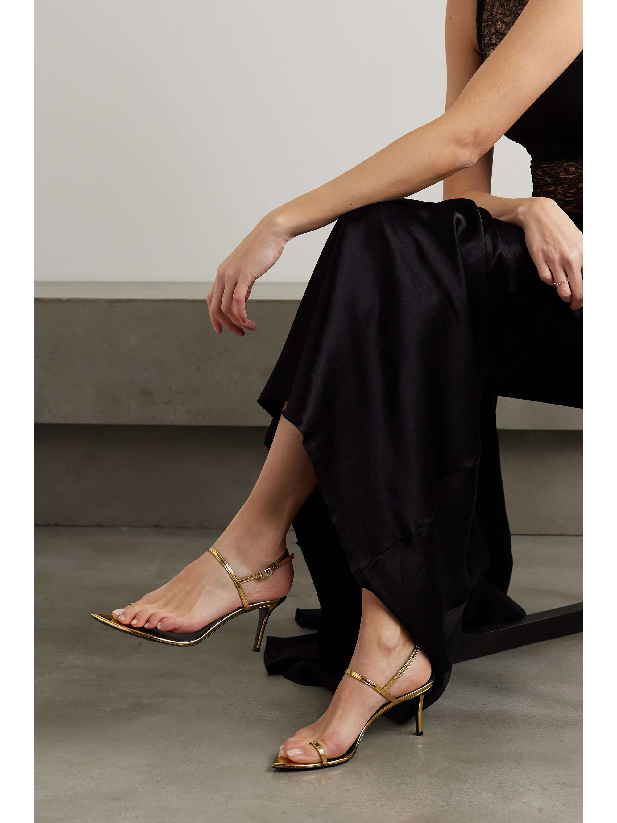 GIUSEPPE ZANOTTI 