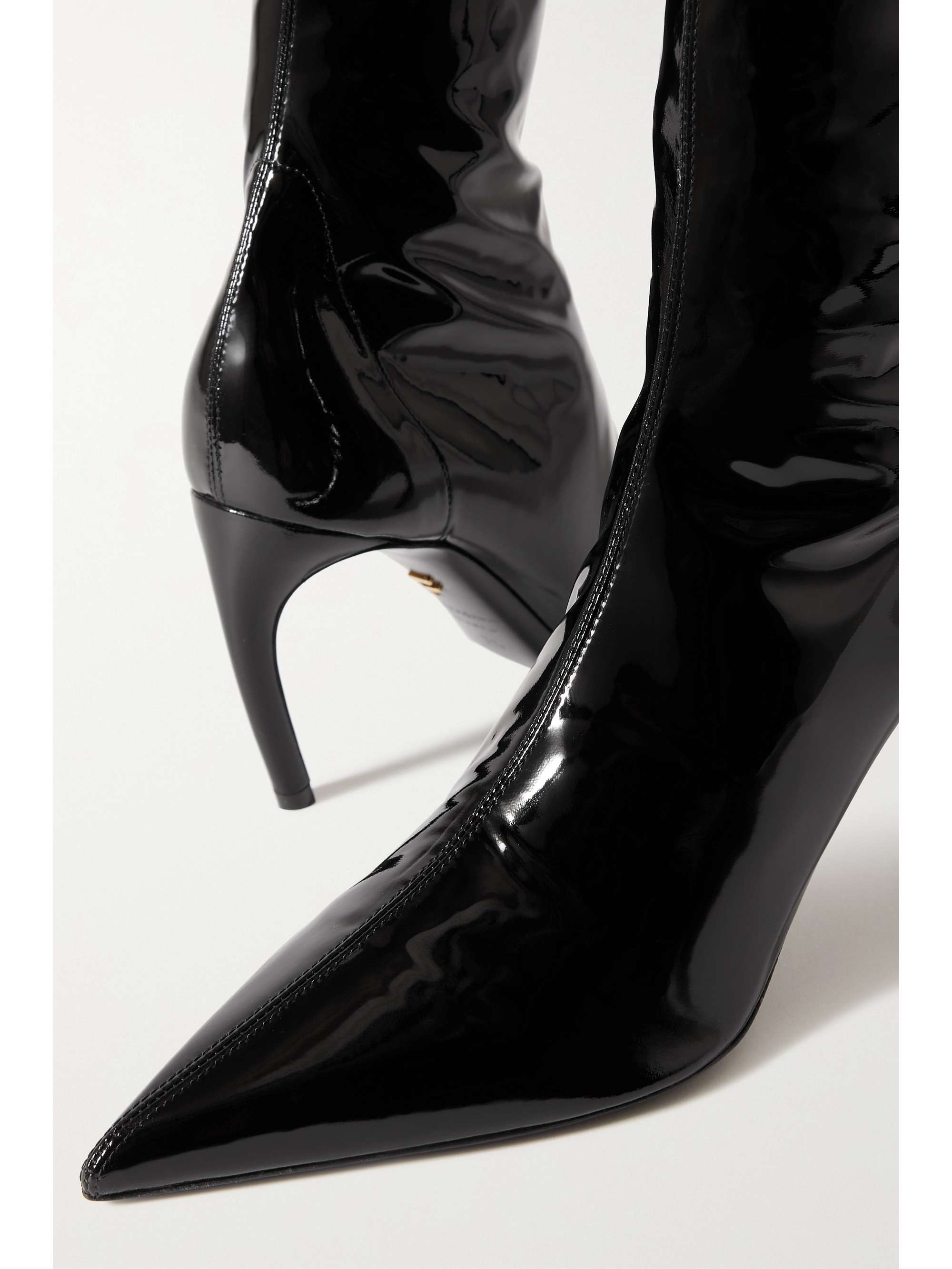 FERRAGAMO 