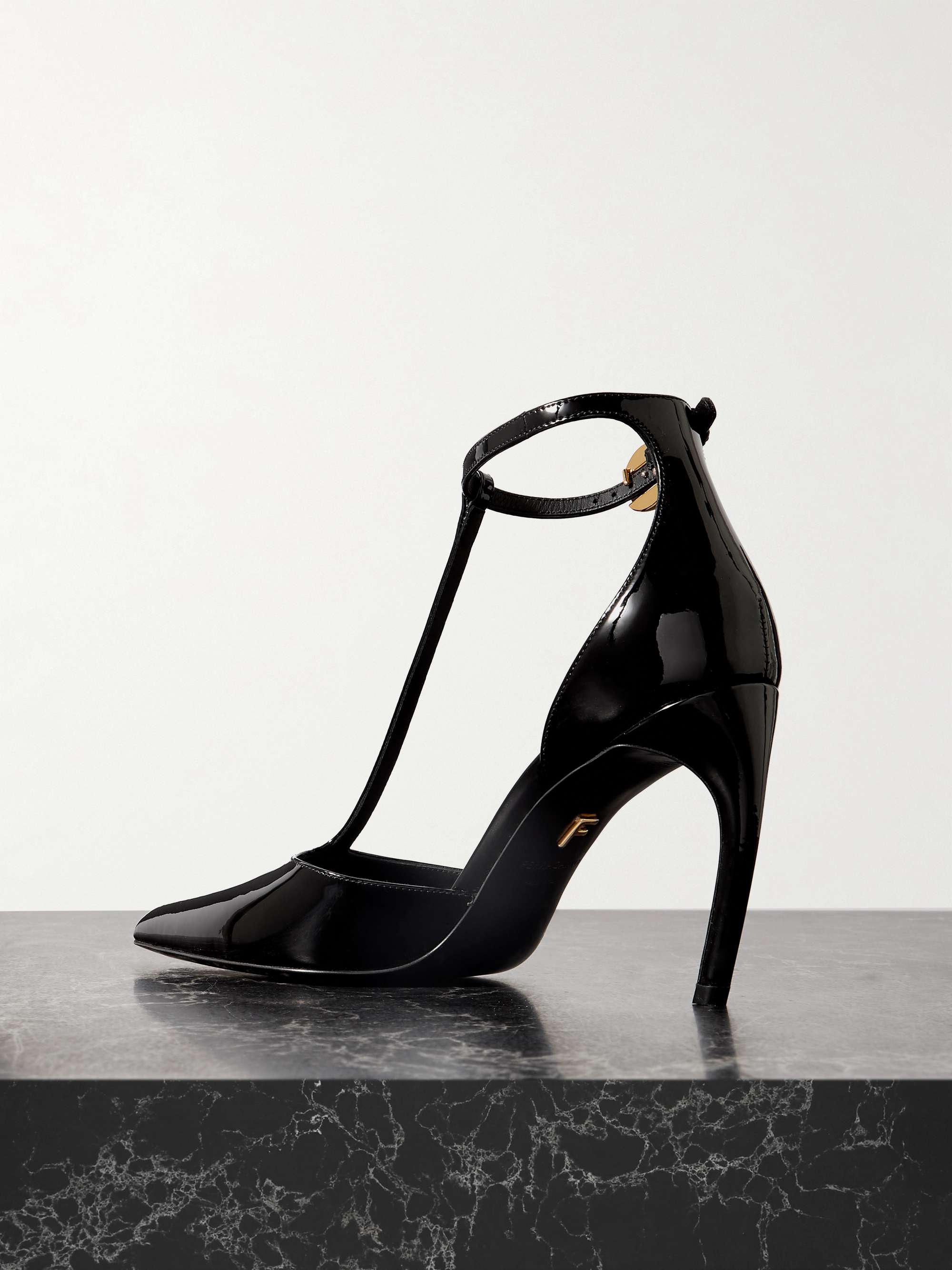 FERRAGAMO 
