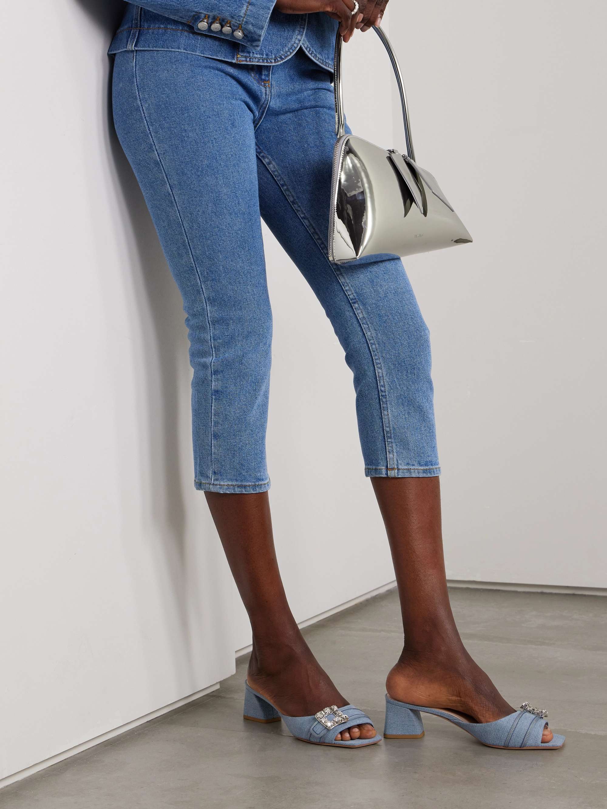 ROGER VIVIER 