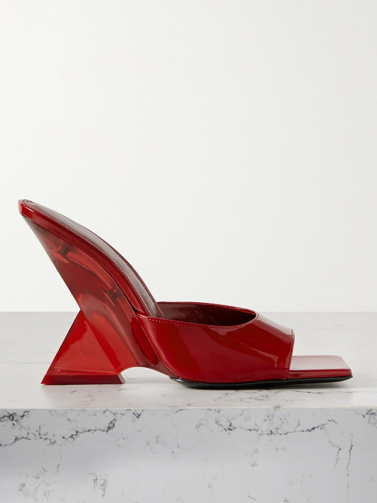 Attico Cheope Patent-leather Mules In Red