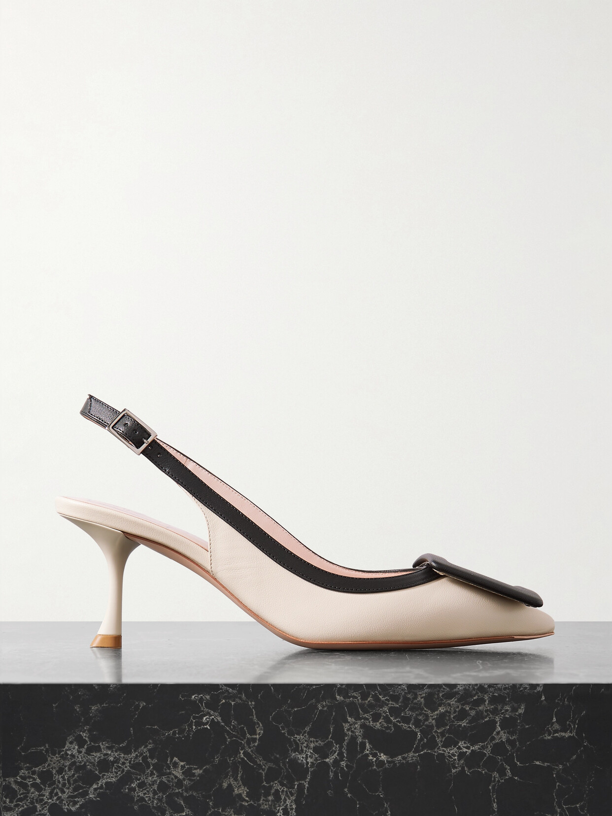 Roger Vivier Viv In The City Two-tone Leather Point-toe Slingback Pumps In White