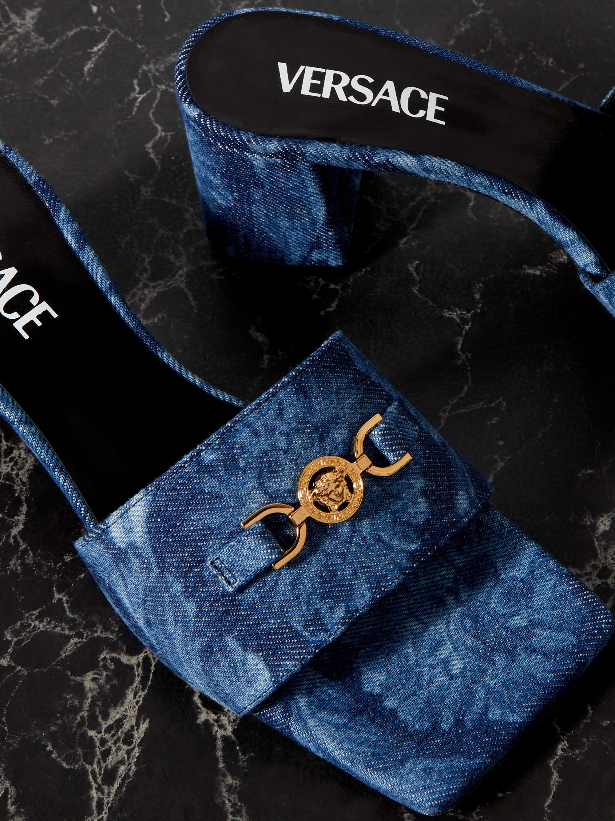 VERSACE 