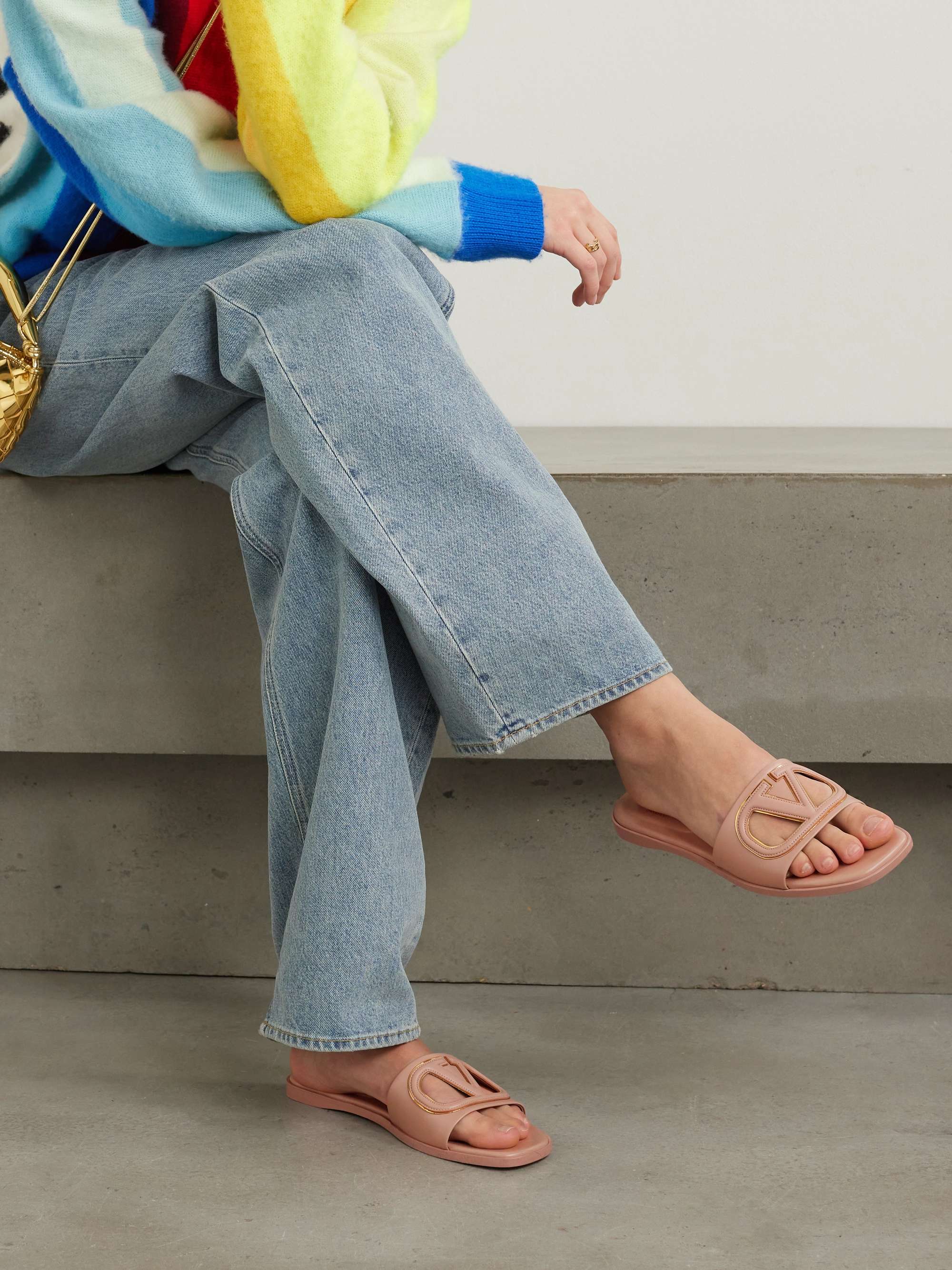 VLOGO cutout leather slides