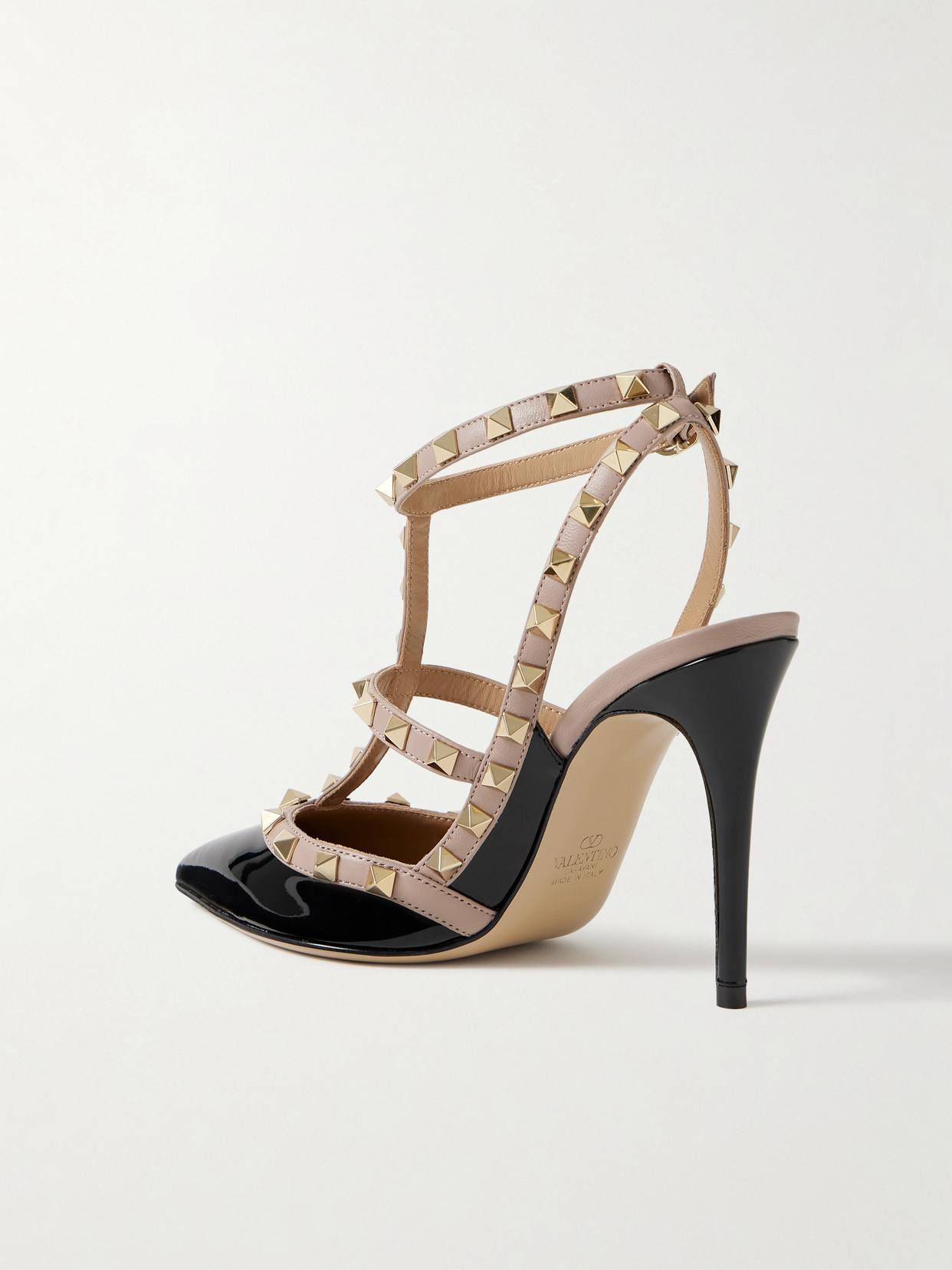 Valentino Garavani Rockstud Leather Pumps In Black