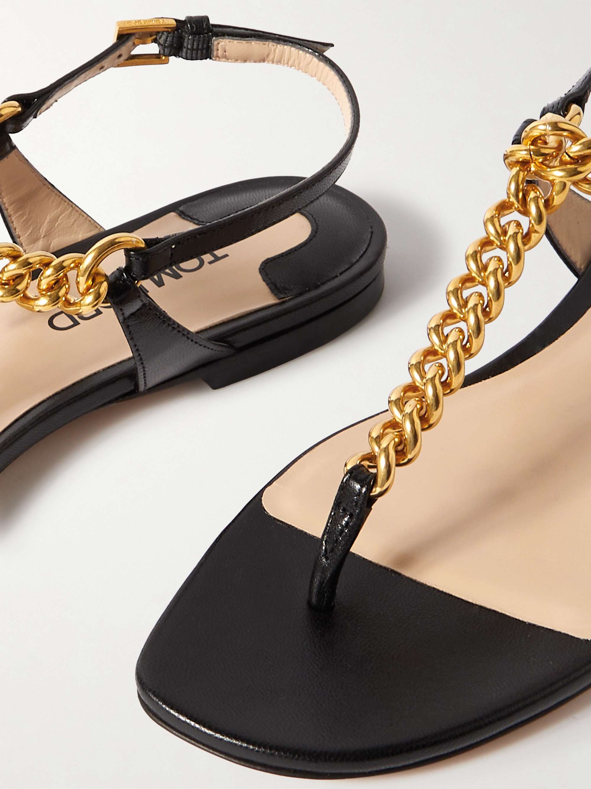 TOM FORD 